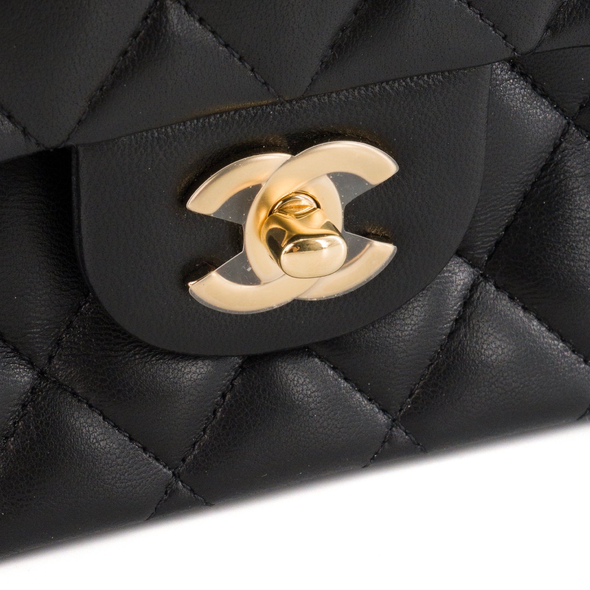 CHANEL - Sac à main Classique/Timeless 11.12 Chanel en cuir lisse noir