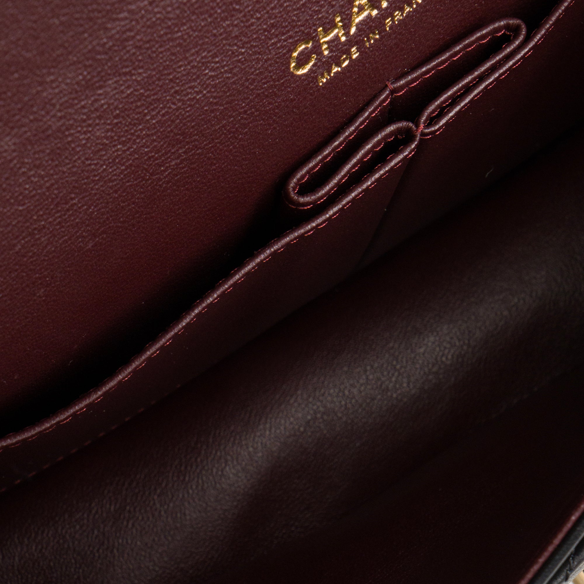 CHANEL - Sac à main Classique/Timeless 11.12 Chanel en cuir lisse noir