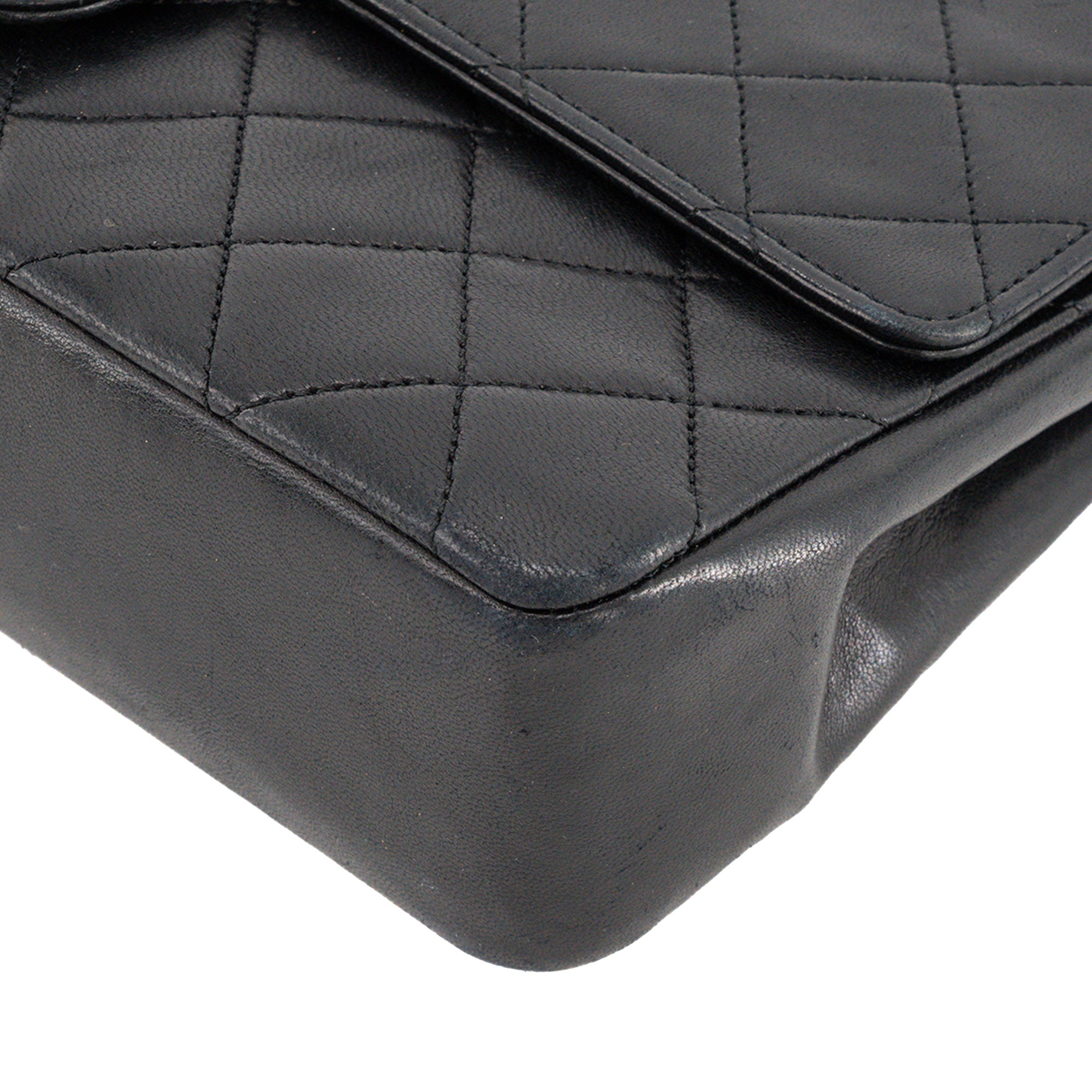 CHANEL - Sac à main Classique/Timeless 11.12 Chanel en cuir lisse noir
