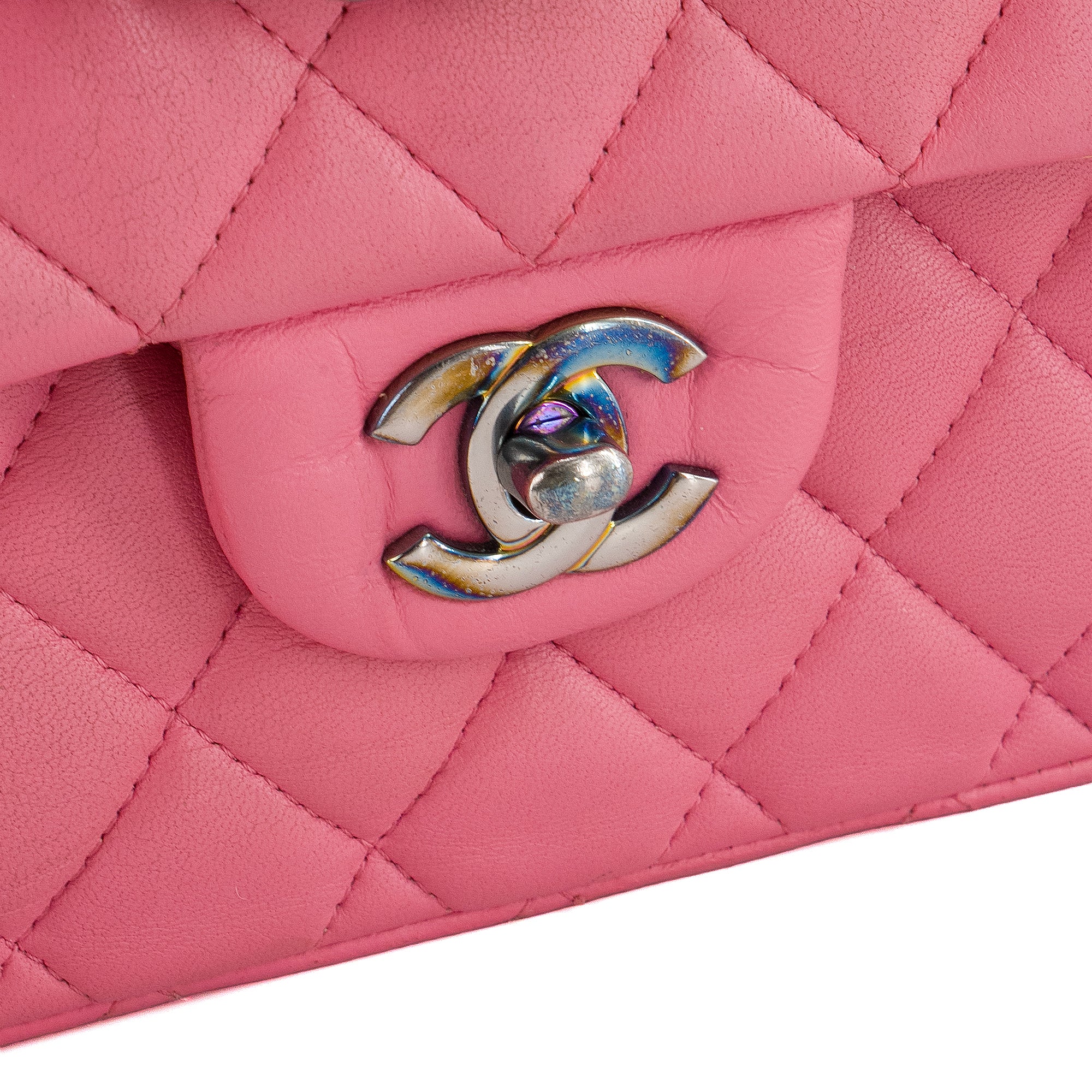 CHANEL -  Sac à main Classique/Timeless 11.12 Chanel en cuir lisse rose édition limitée Rainbow