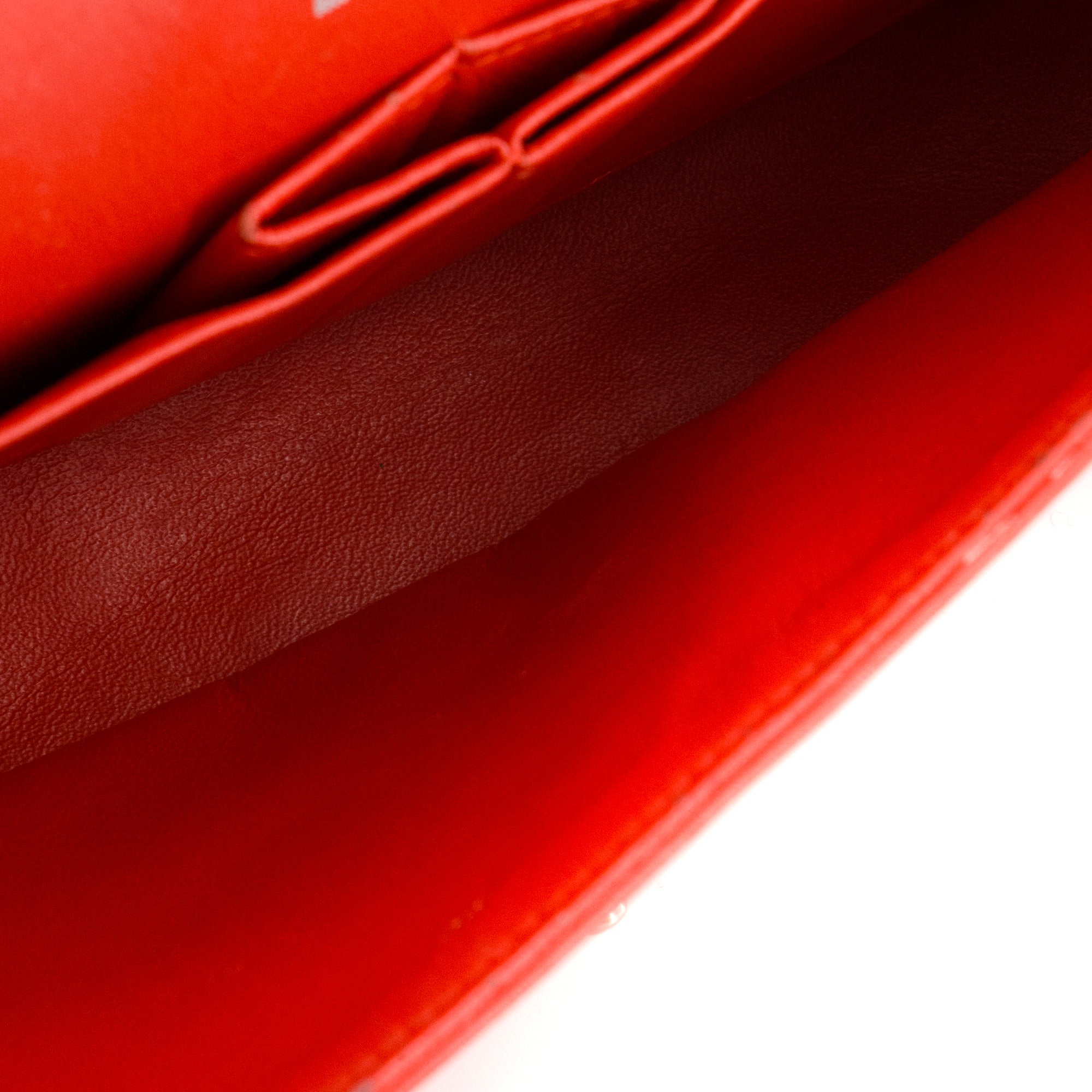 CHANEL - Sac à main Classique/Timeless 11.12 Chanel en cuir verni rouge