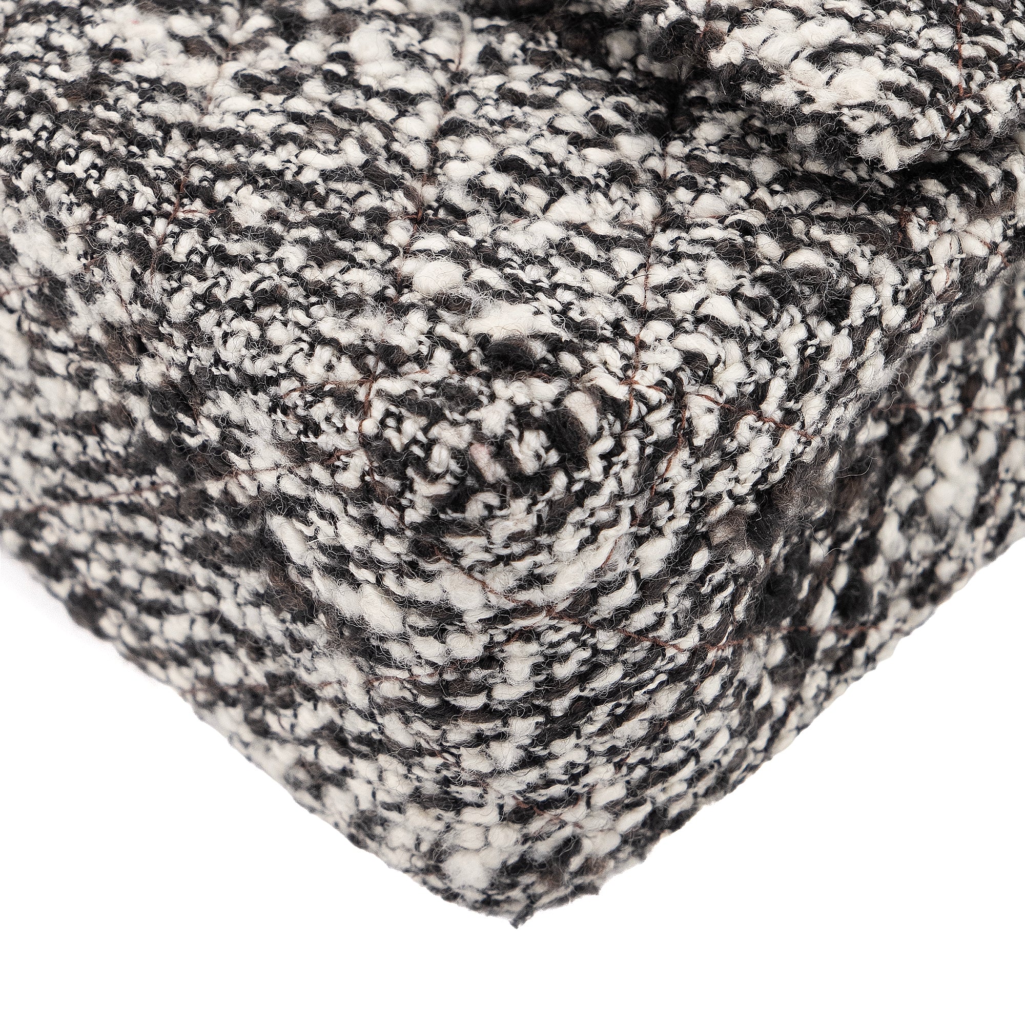 CHANEL - Sac à main Classique/Timeless 11.12 Chanel en tweed noir et blanc vintage