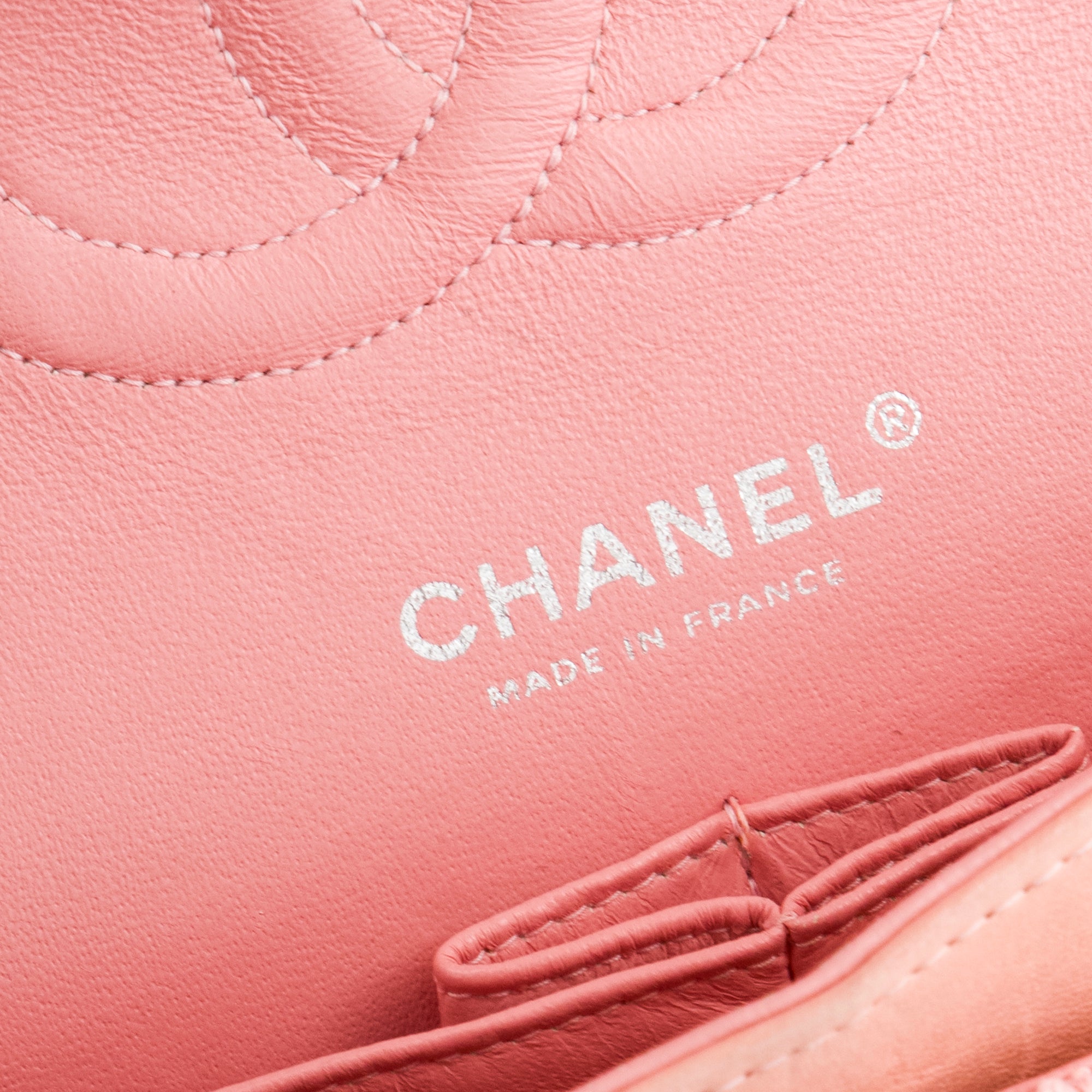 CHANEL - Sac à main Classique/Timeless 11.12 Chanel en tweed rose