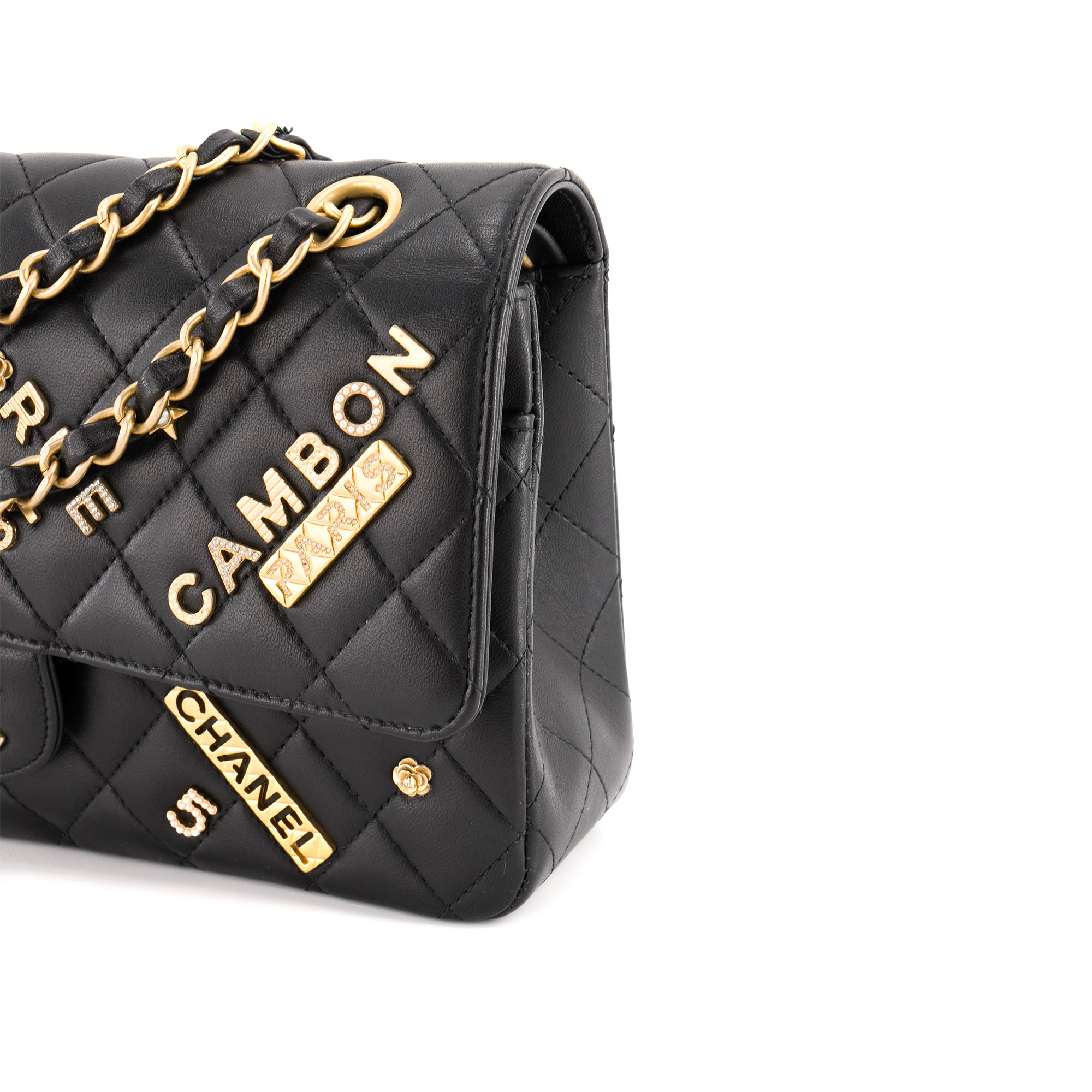 CHANEL - Sac à main Classique/Timeless 11.12 Charms Chanel en cuir lisse noir édition limitée