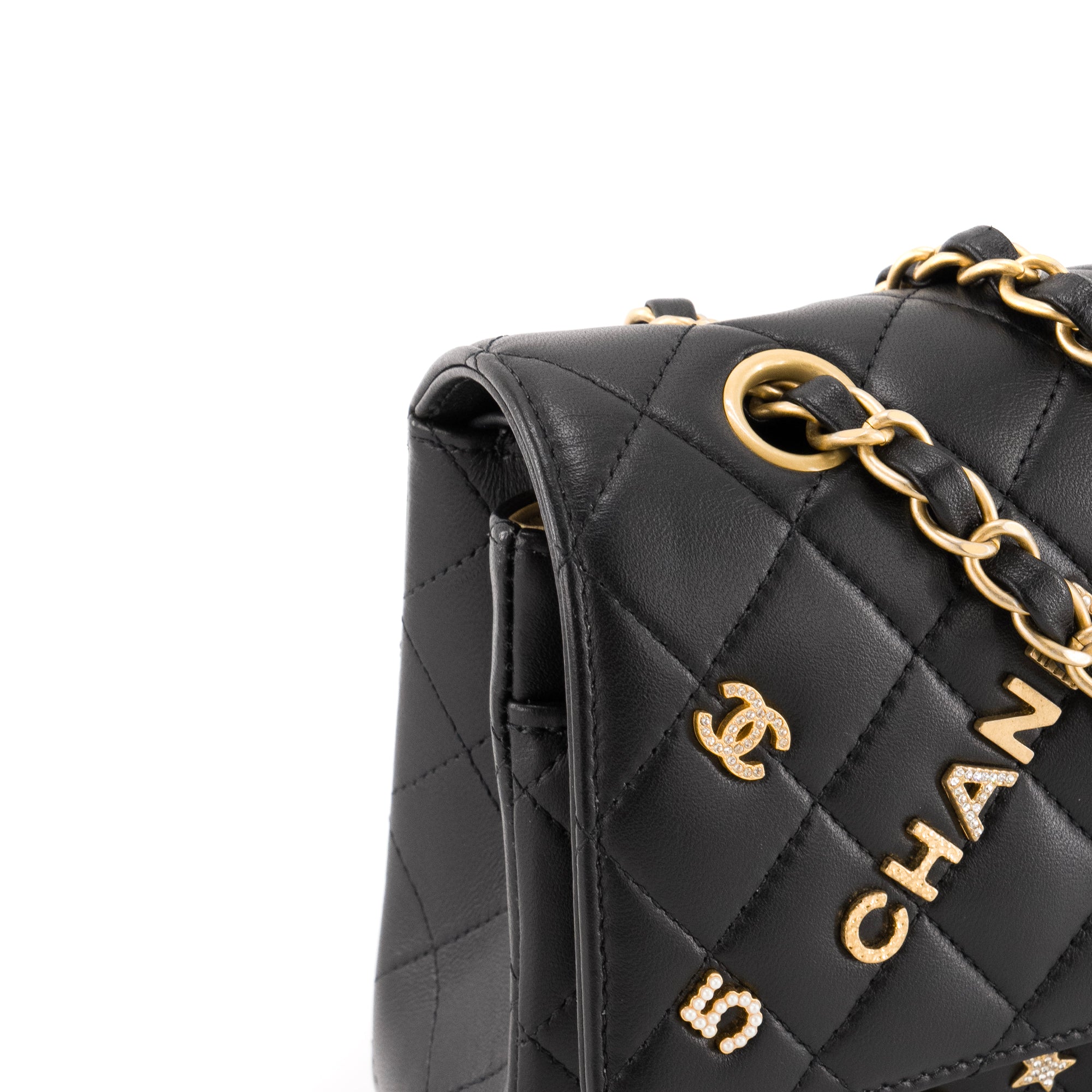 CHANEL - Sac à main Classique/Timeless 11.12 Charms Chanel en cuir lisse noir édition limitée