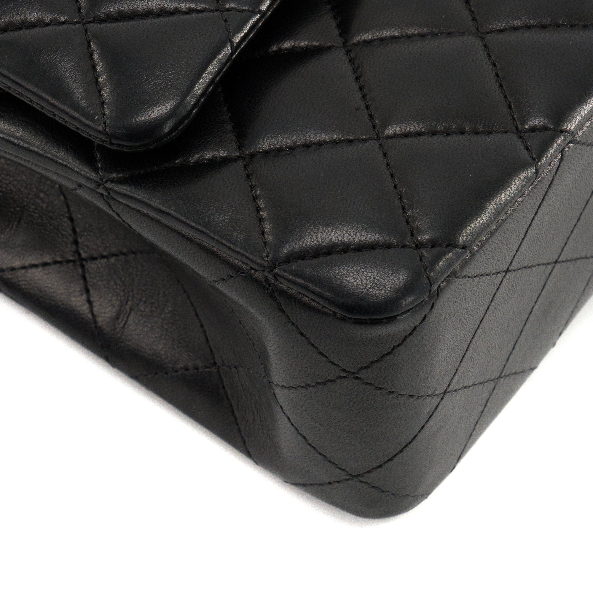 CHANEL - Sac à main Classique/Timeless Chanel 11.12 Chanel en cuir lisse noir