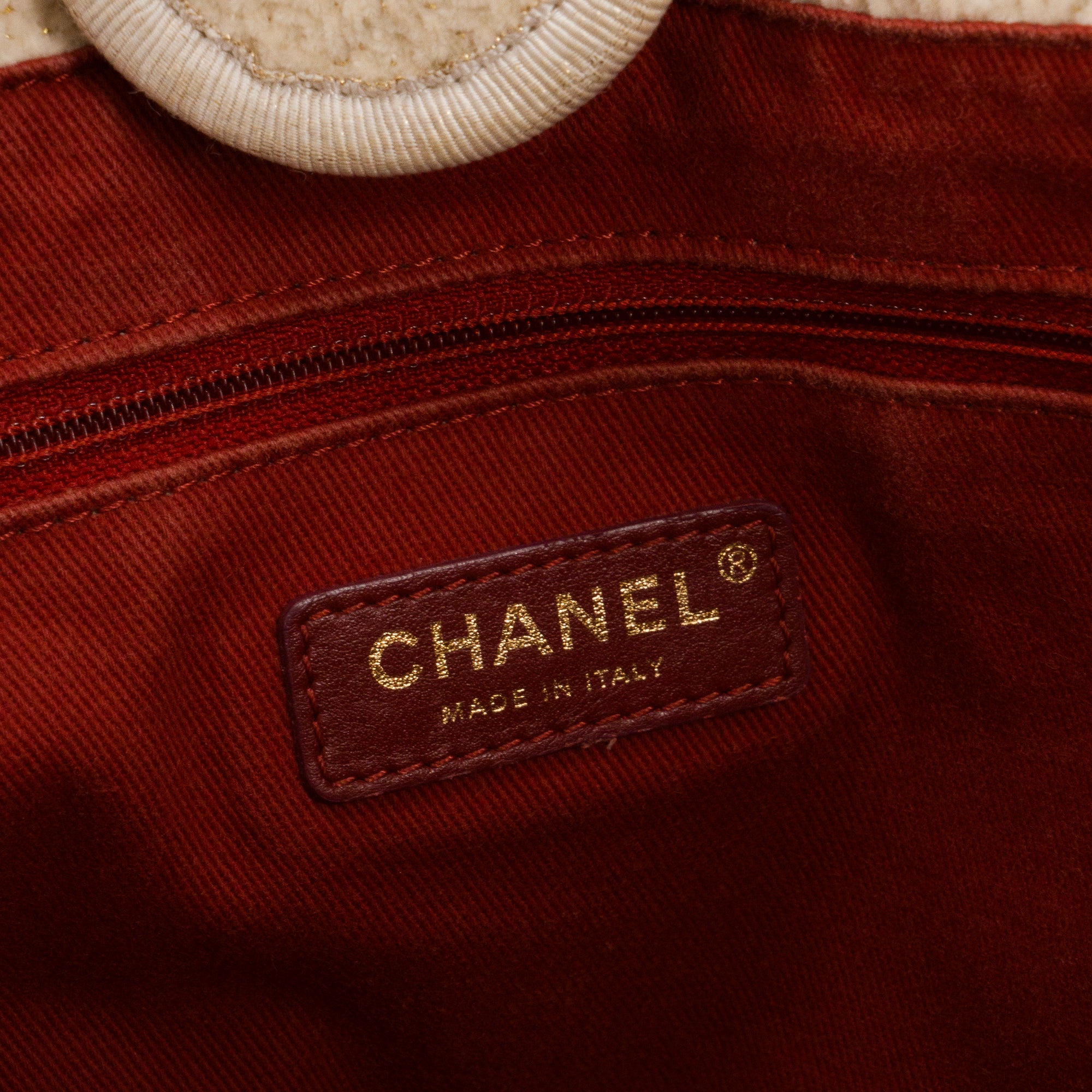 CHANEL - Sac cabas Deauville en toile et cuir lisse beige