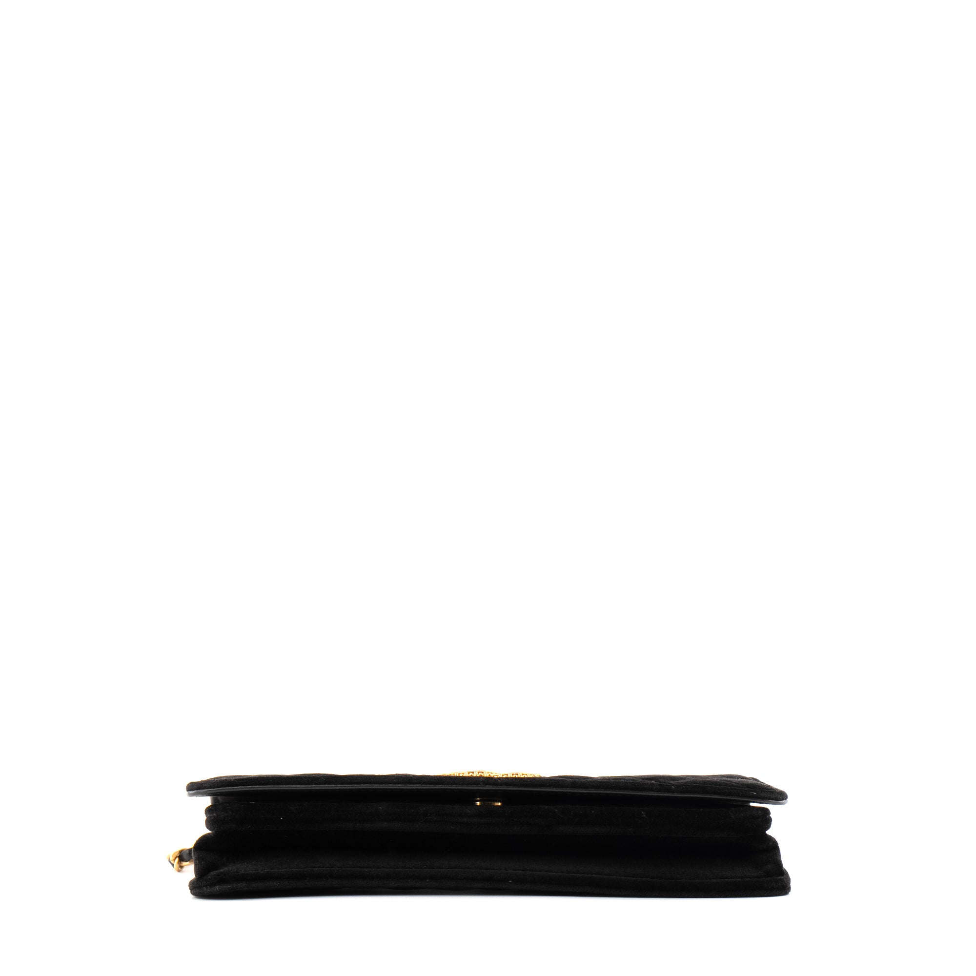 CHANEL - Sac à main East West Chanel en velours noir
