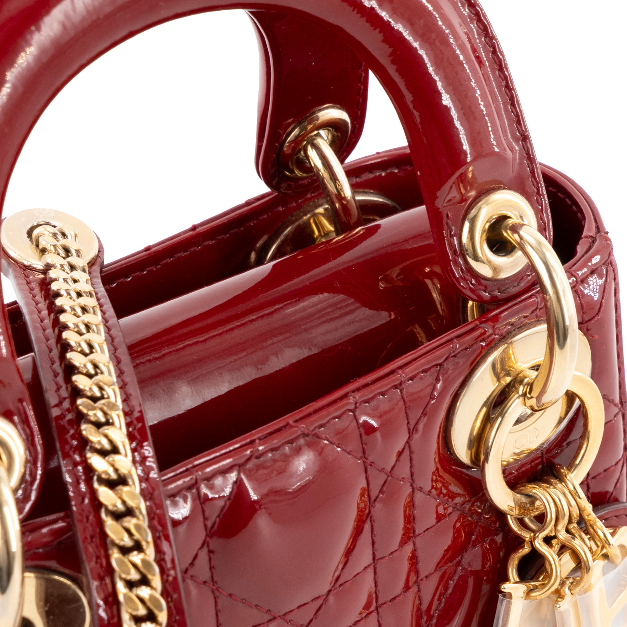 DIOR - Sac à main Lady Dior mini Dior en cuir verni rouge