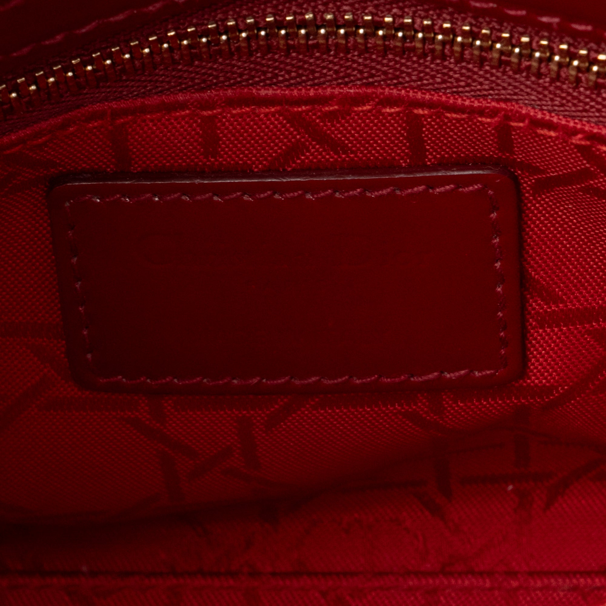 DIOR - Sac à main Lady Dior mini Dior en cuir verni rouge