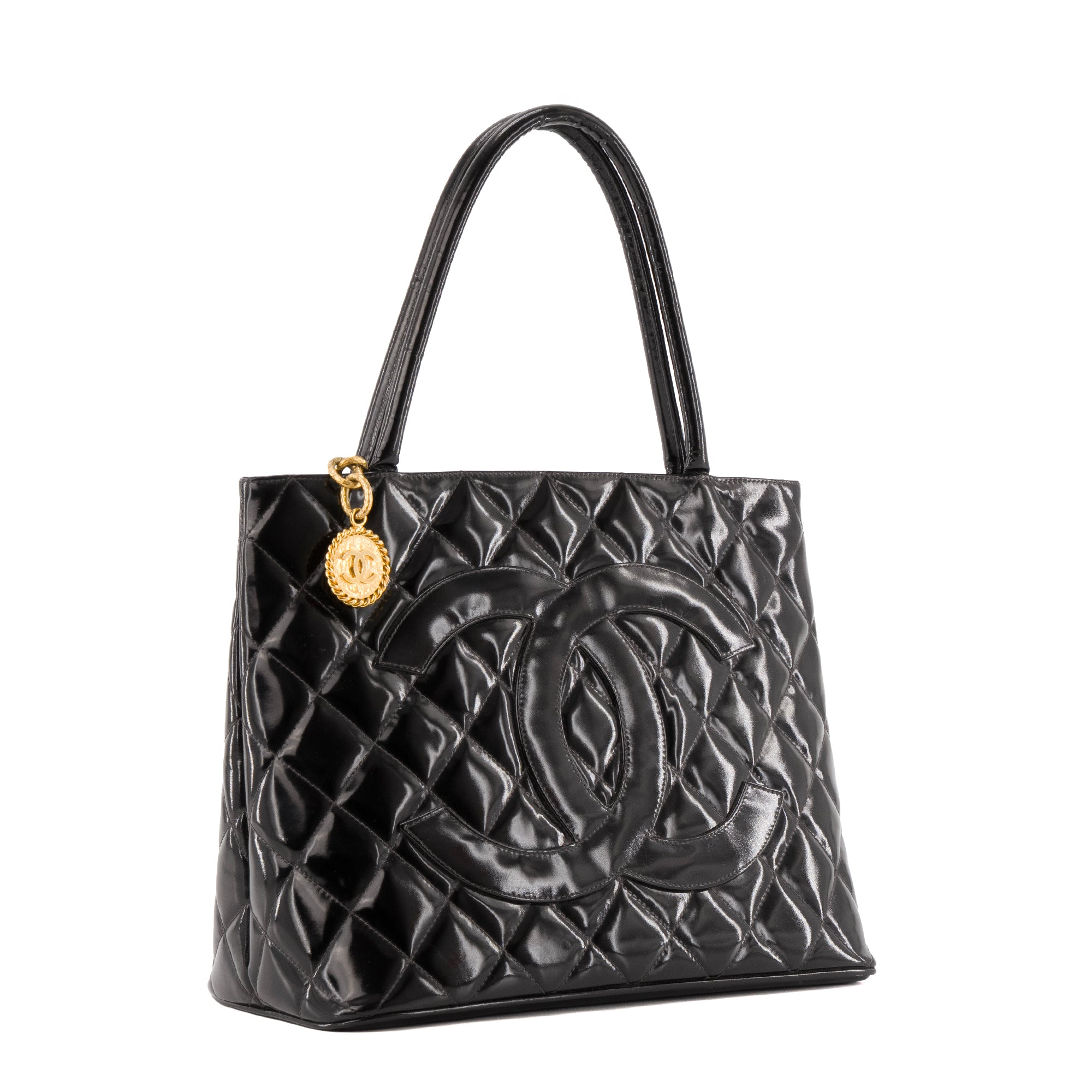 CHANEL - Sac à main Medaillon Chanel en cuir verni noir vintage