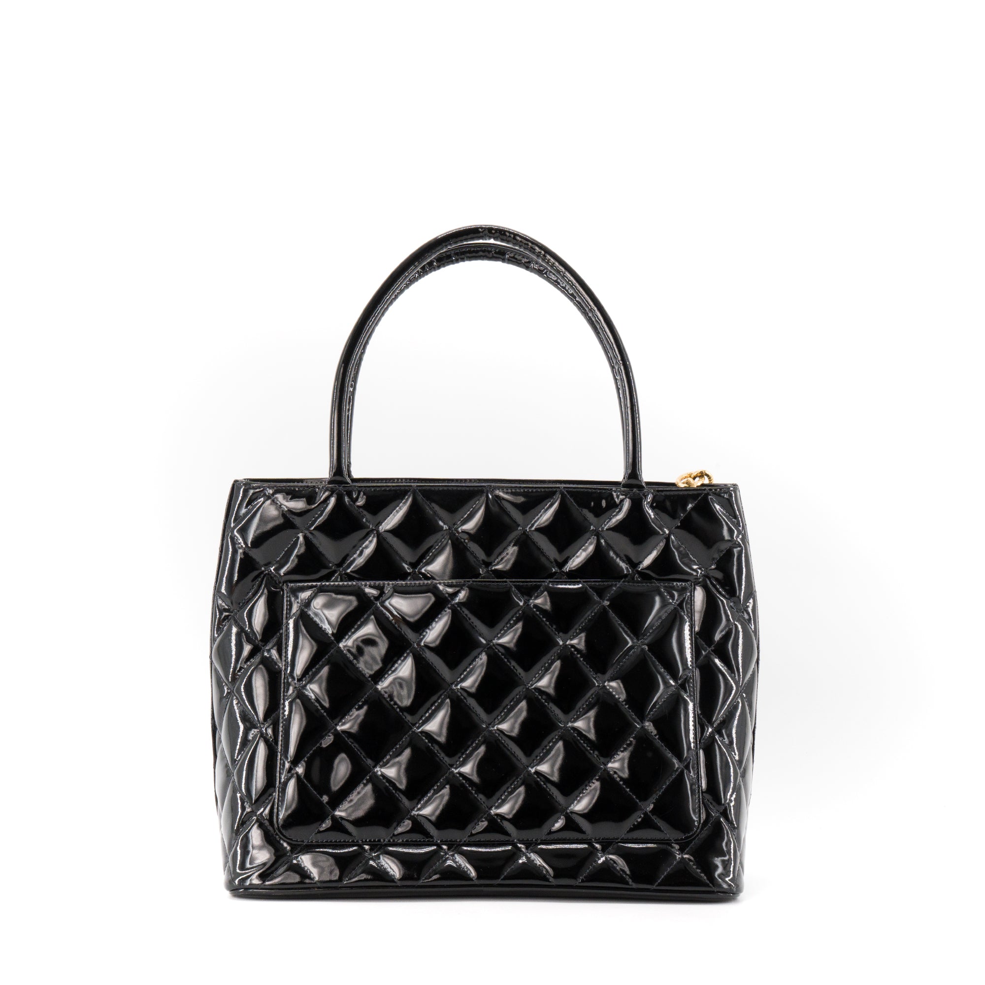 CHANEL - Sac à main Medaillon Chanel en cuir verni noir vintage