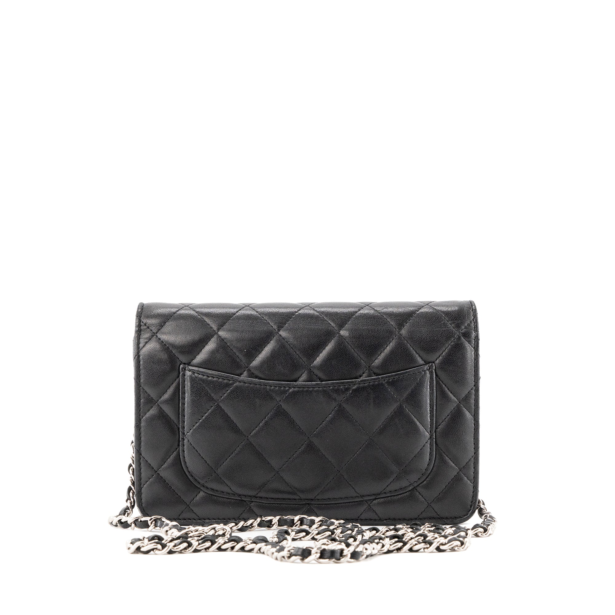 CHANEL - Sac à main Wallet on Chain Chanel en cuir lisse noir