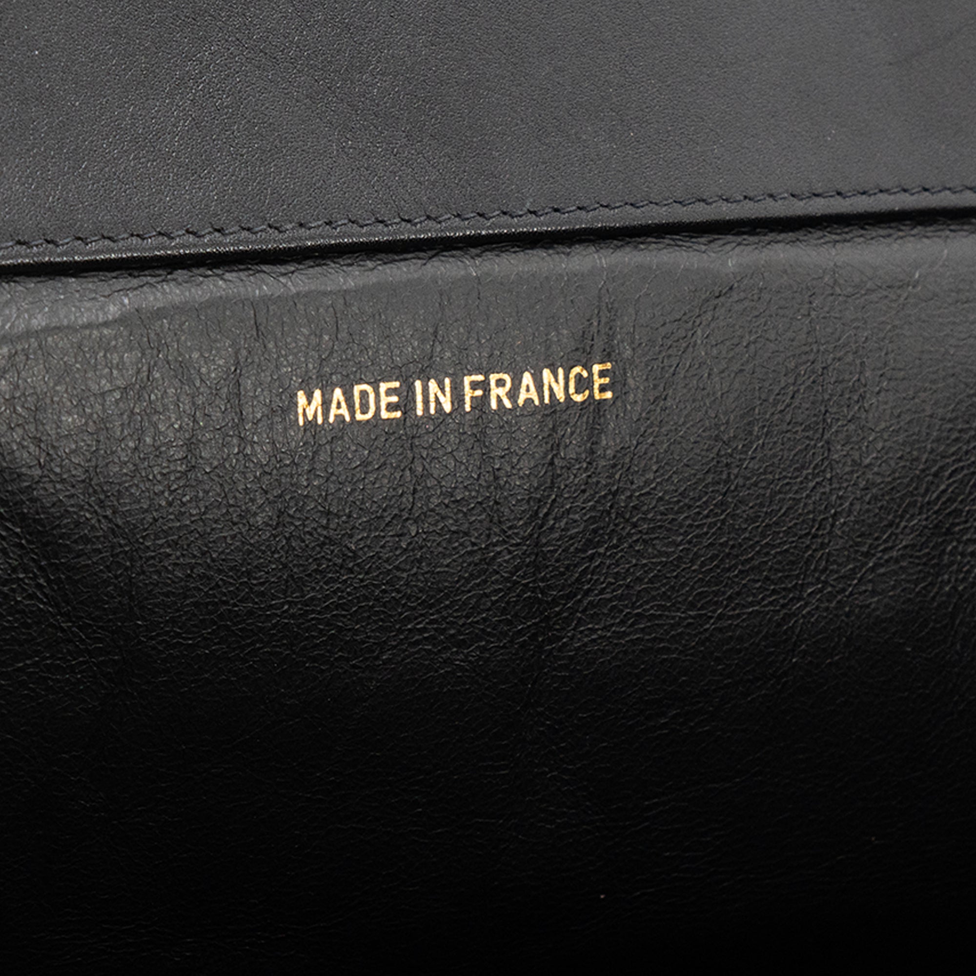 CHANEL - Sac cabas CC Chain Chanel en cuir lisse noir vintage