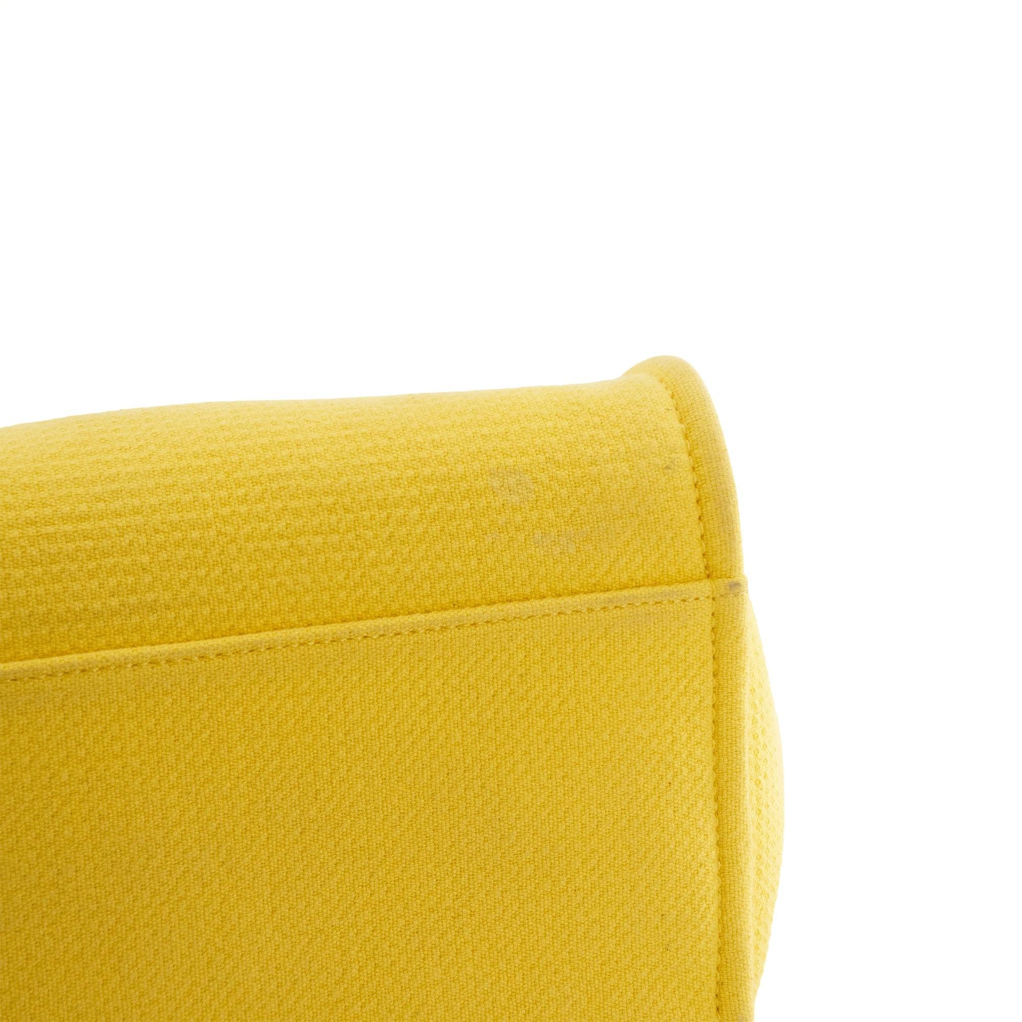 CHANEL - Sac cabas Deauville Chanel en toile jaune avec pochette