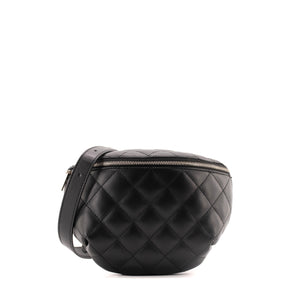 CHANEL - Sac ceinture Chanel en cuir lisse noir