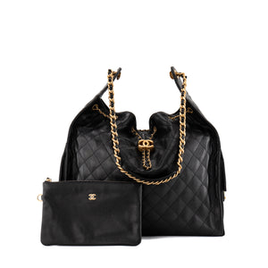 CHANEL - Sac à épaule Chanel 25 Large en cuir caviar noir