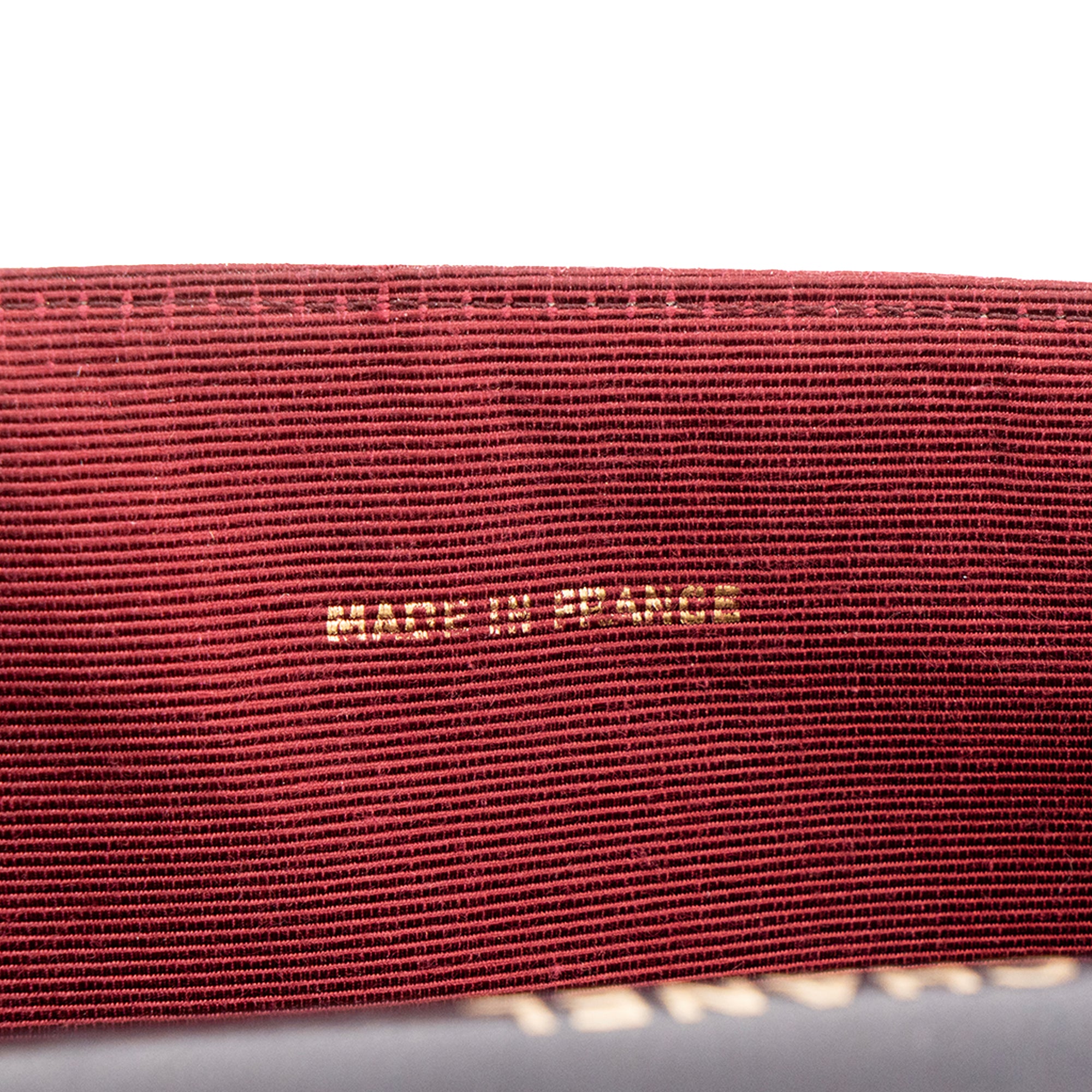 CHANEL - Sac à main Classique/Timeless Chanel en cuir lisse bleu marine vintage