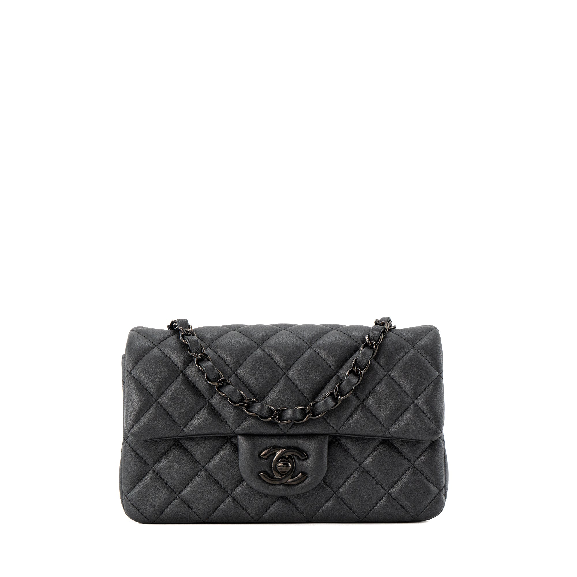 CHANEL - Sac à bandoulière Classique/Timeless Mini Rectangle Chanel en cuir lisse noir so black