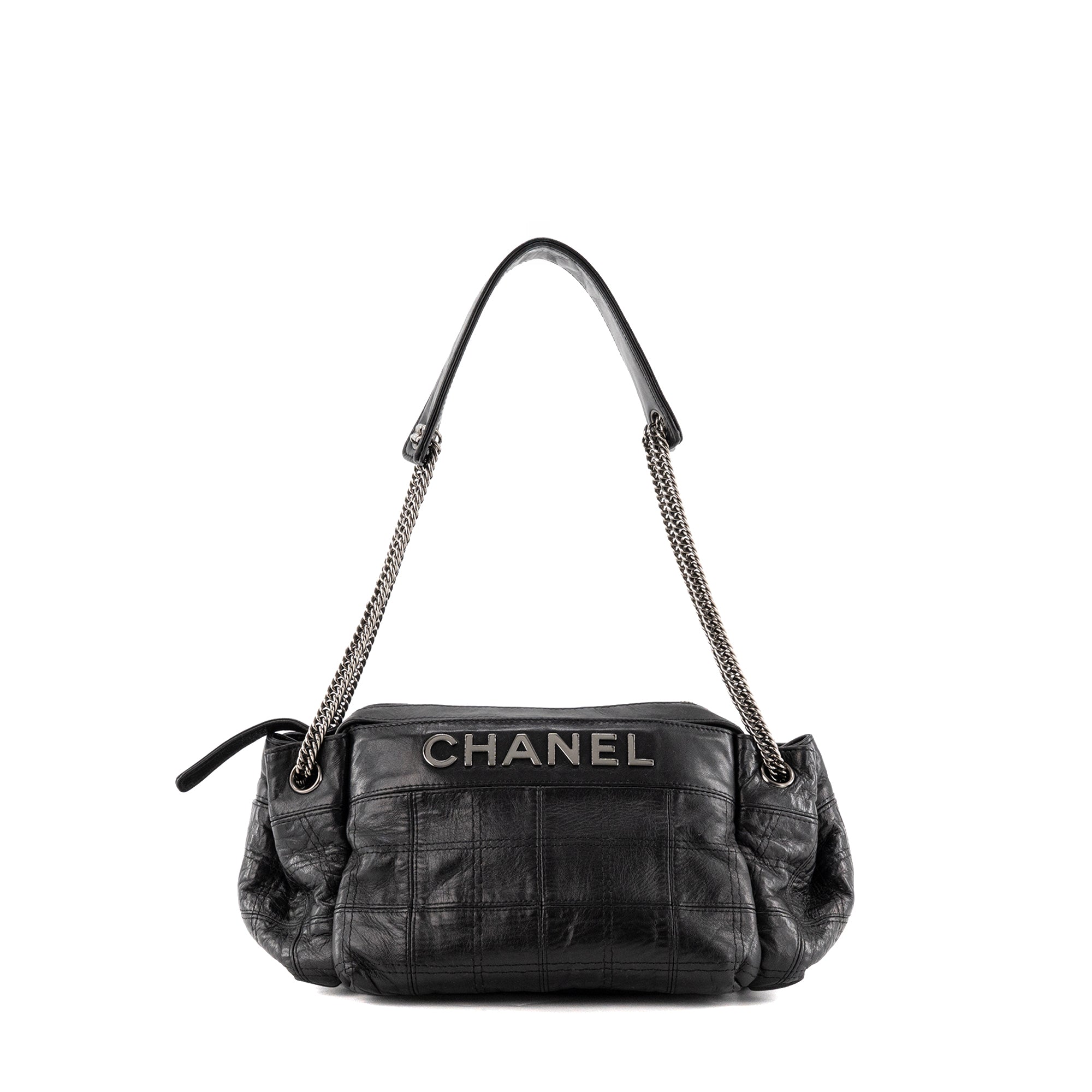 CHANEL - Sac à épaule Lax Accordion Chanel en cuir lisse noir