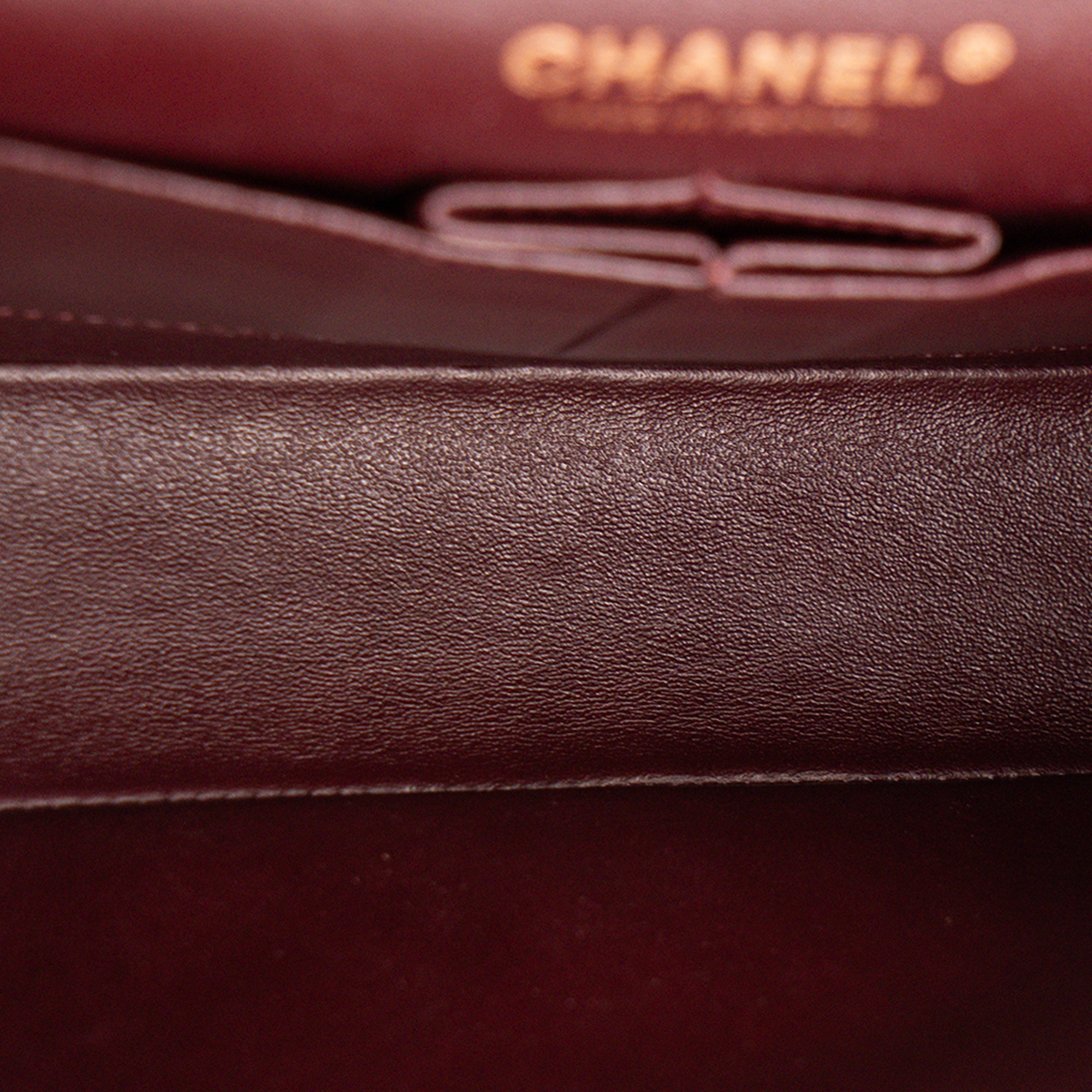 CHANEL - Sac à épaule Classique/Timeless 11.12 Chanel en cuir lisse noir