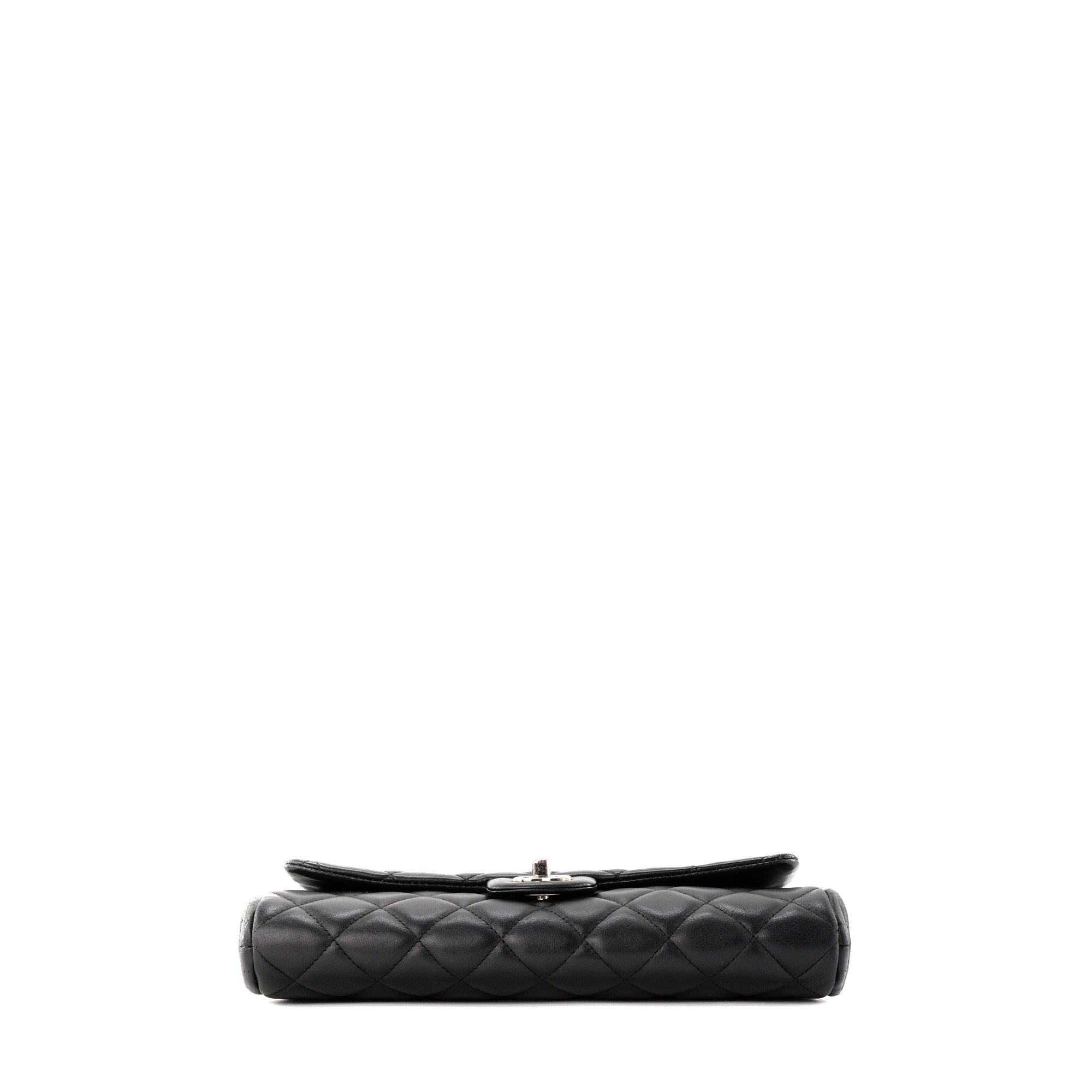 CHANEL - Sac à épaule Classique/Timeless Chanel en cuir lisse noir