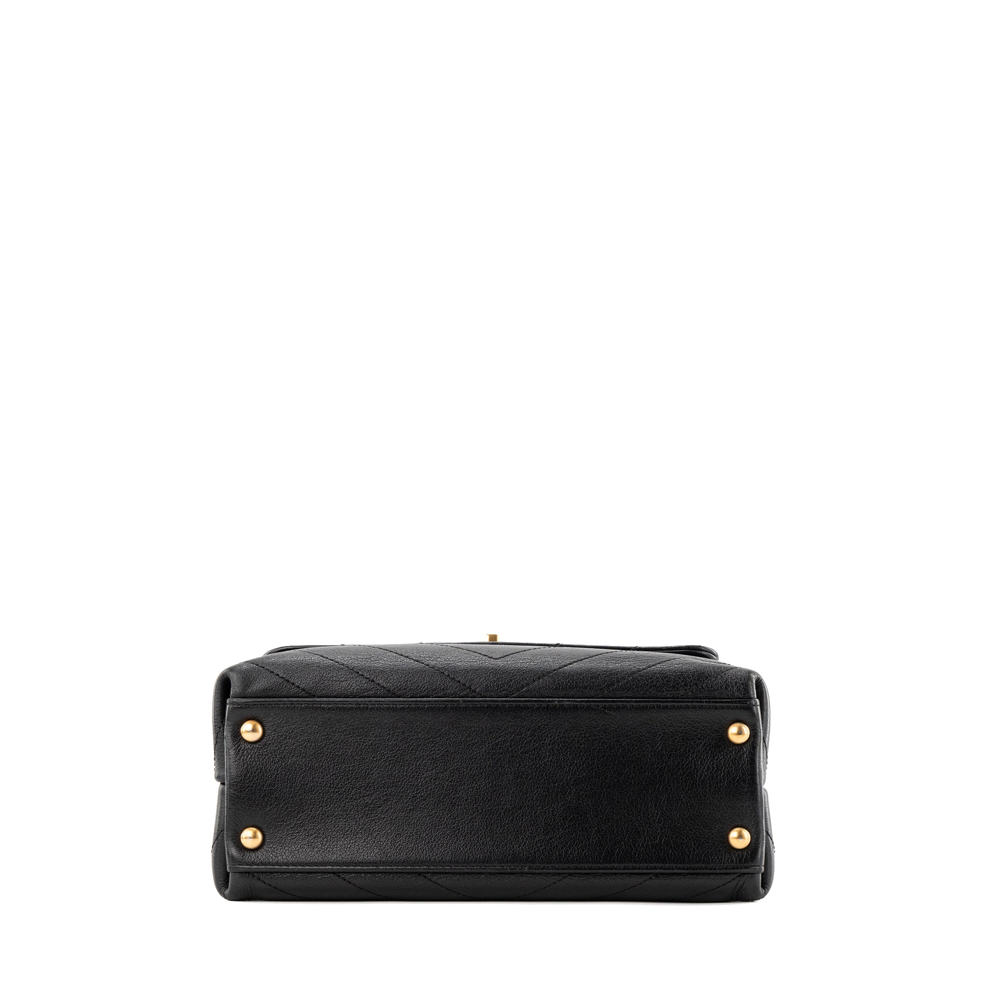 CHANEL - Sac à bandoulière Coco Handle Chanel en cuir chevron noir et anse-bandoulière en python
