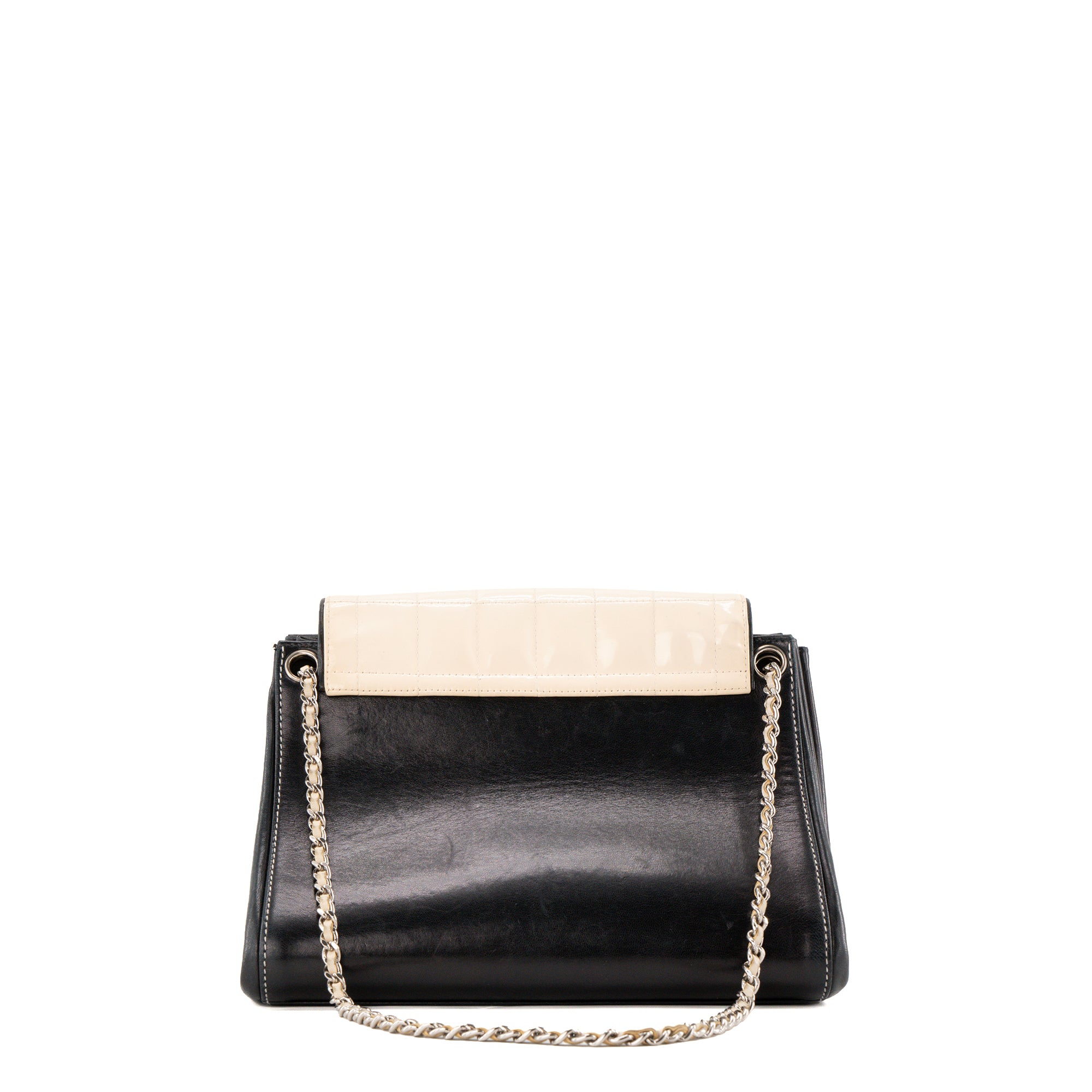 CHANEL - Sac à épaule Chocolate Bar Accordion Chanel en cuir lisse noir et verni beige