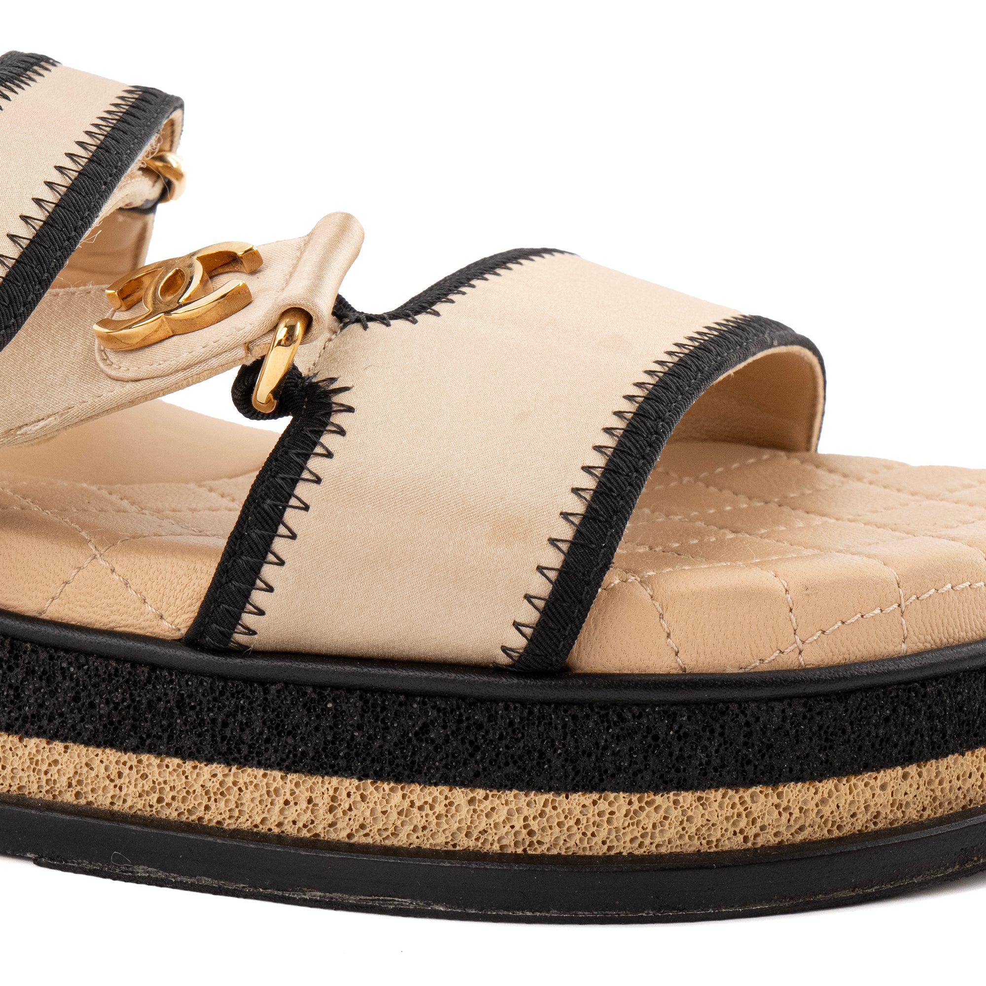 CHANEL - Sandales Chanel en toile beige (T38)