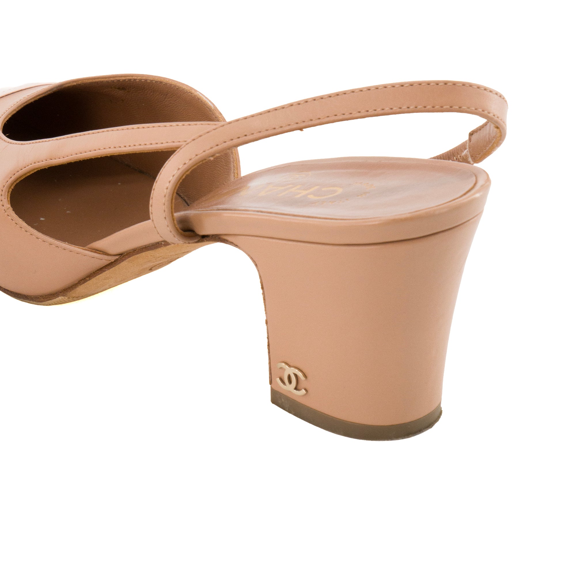 CHANEL - Slingbacks à talon Chanel en cuir lisse rose ancien (T38)