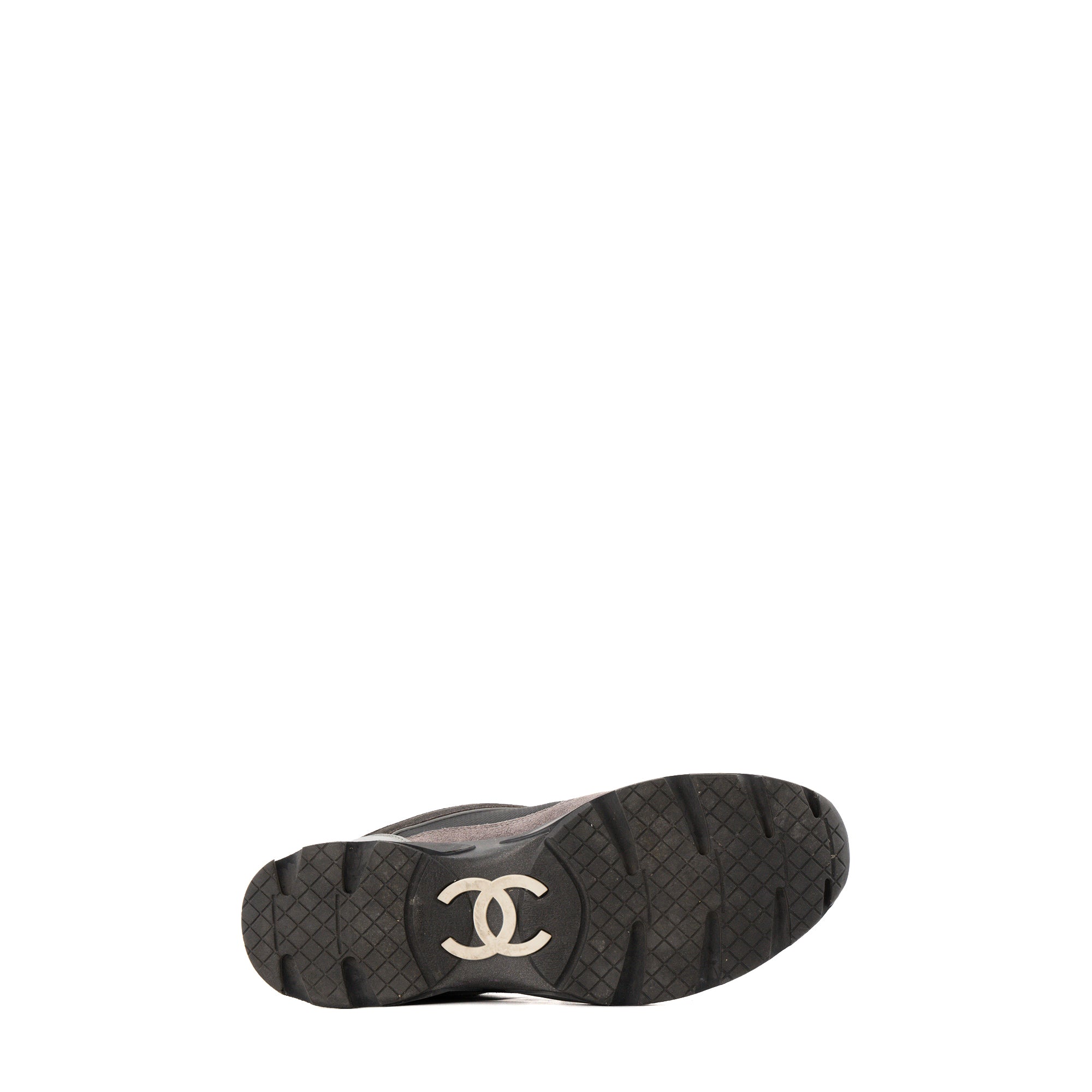 CHANEL - Sneakers CC Logo Chanel en cuir grainé noir et daim gris (T40,5)