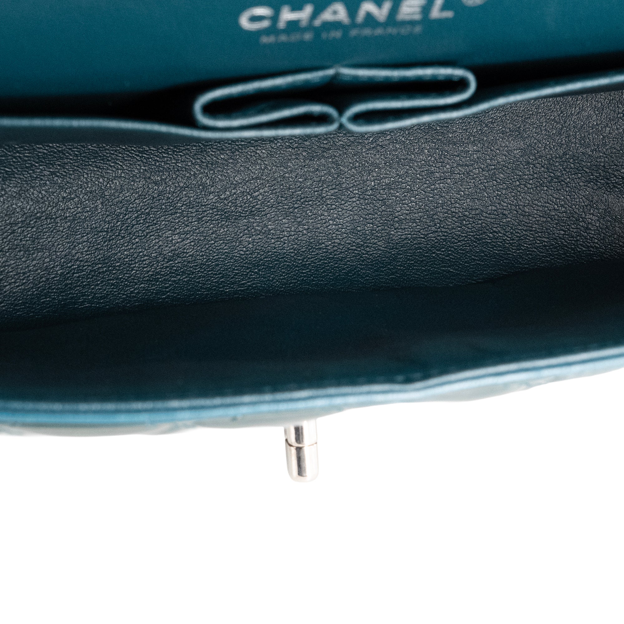 CHANEL - Sac à main Classique/Timeless 11.12 Chanel en cuir verni vert foncé