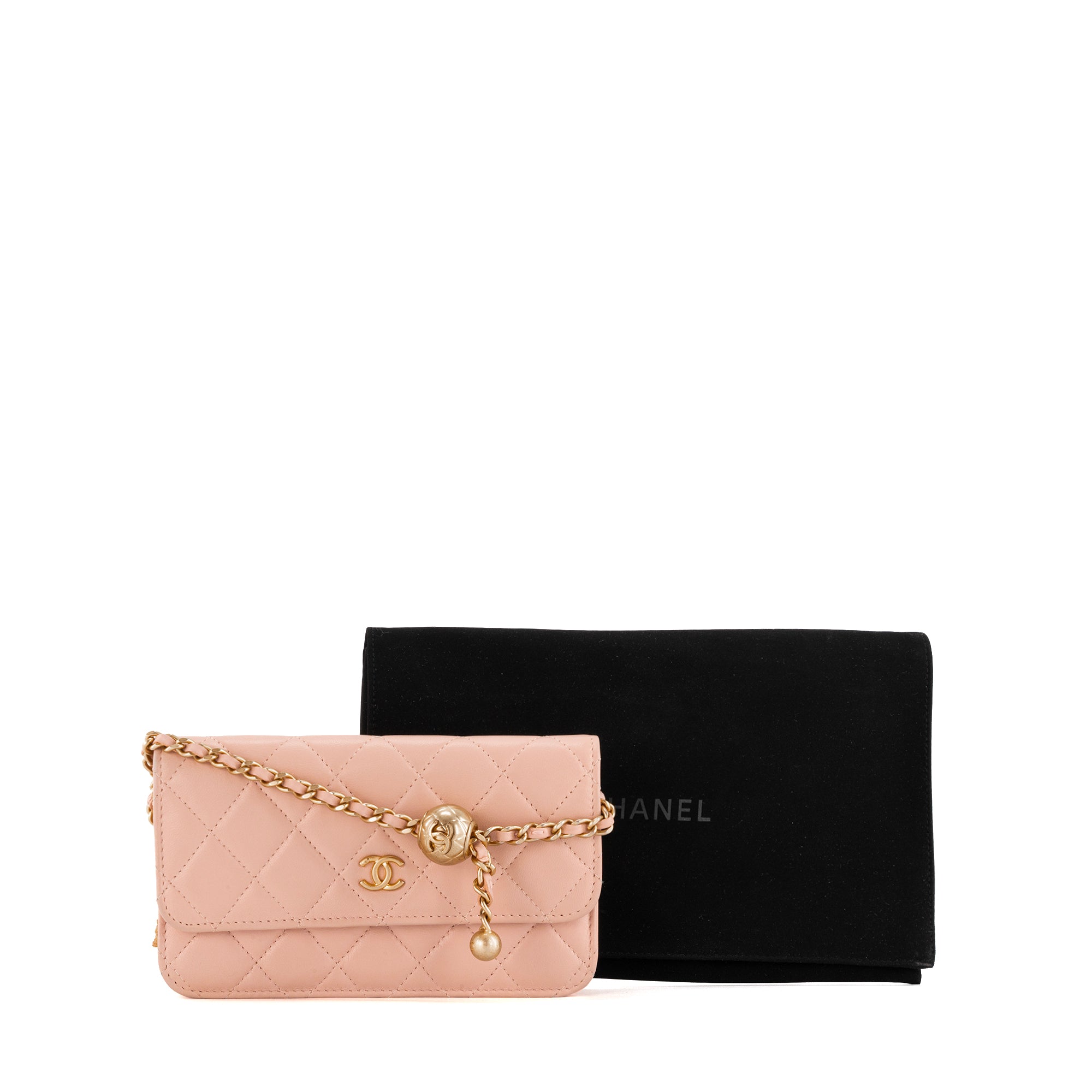 CHANEL - Sac à bandoulière Wallet On Chain Chanel en cuir lisse rose