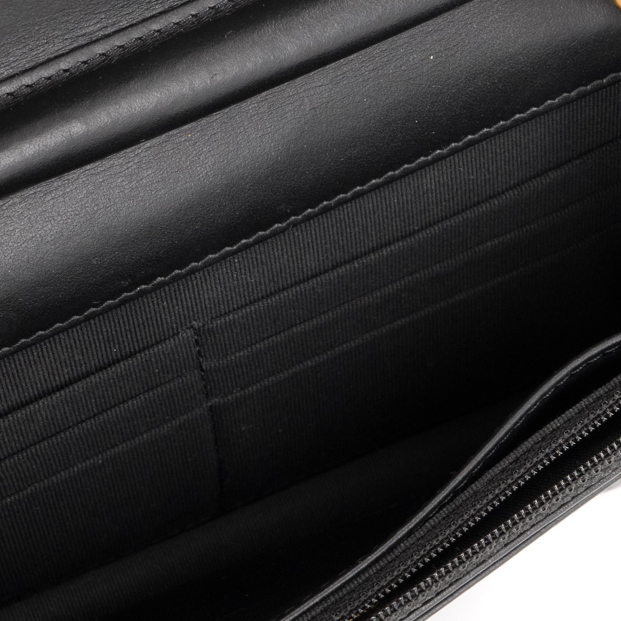 CHANEL - Sac à bandoulière Wallet on Chain Boy Chanel en cuir caviar noir édition limitée