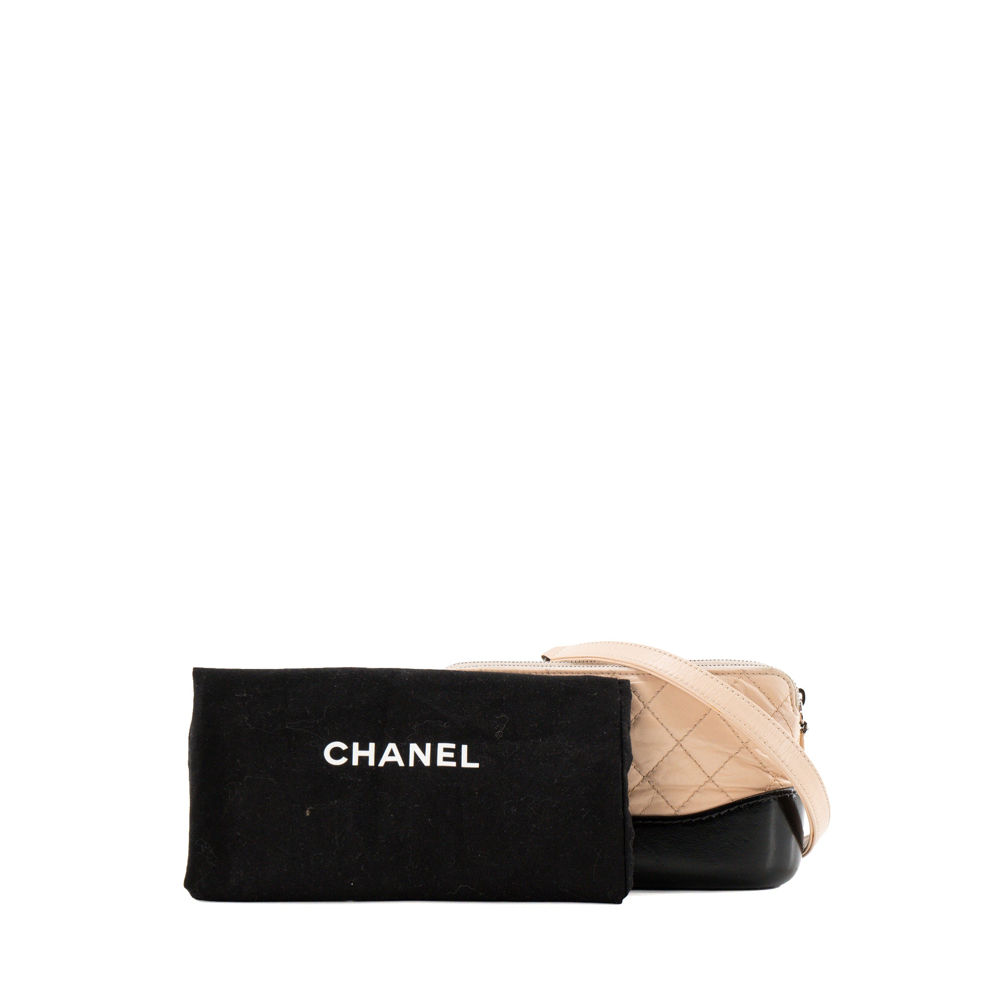 CHANEL - Sac à bandoulière Wallet on chain Gabrielle Chanel en cuir beige et noir