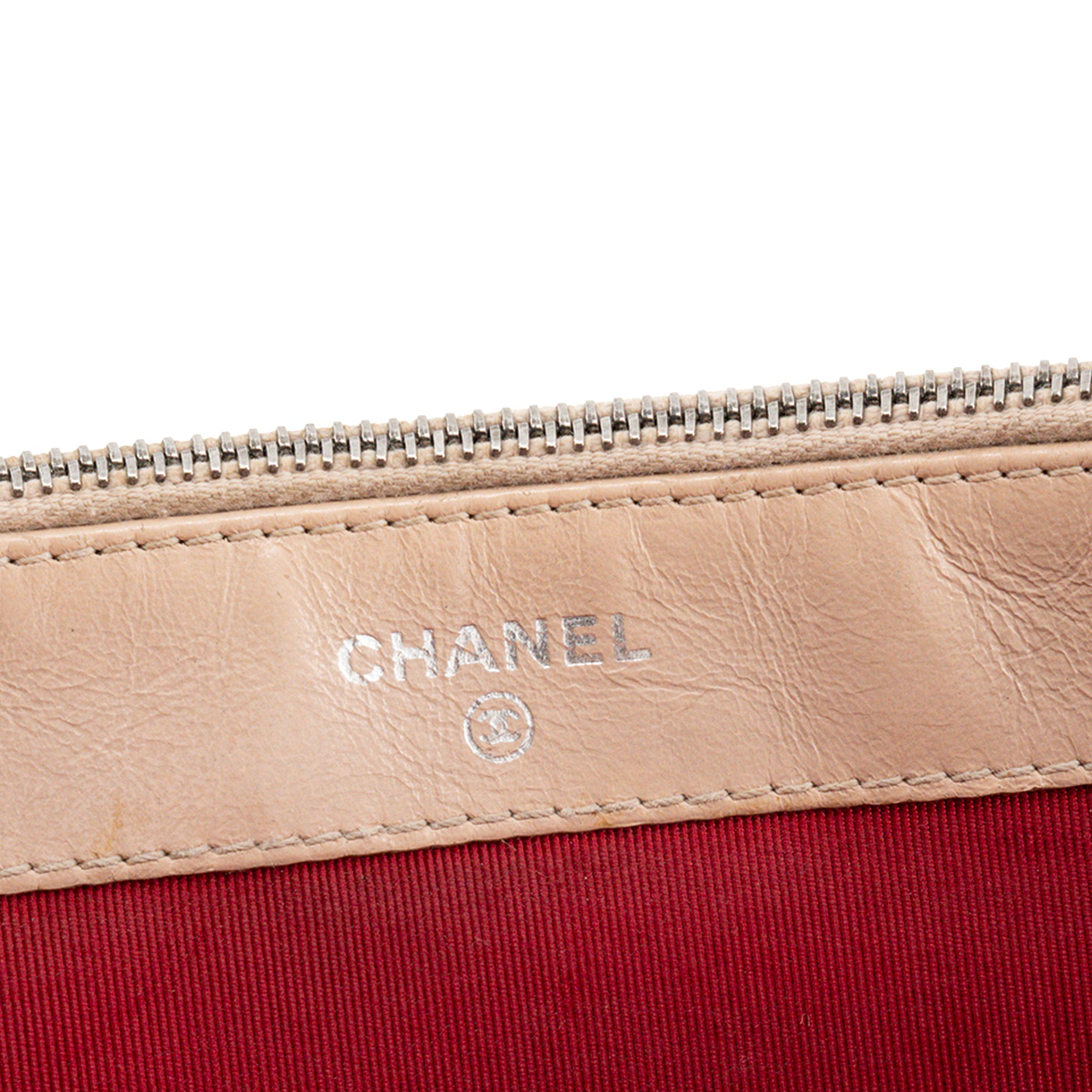 CHANEL - Sac à bandoulière Wallet on chain Gabrielle Chanel en cuir beige et noir