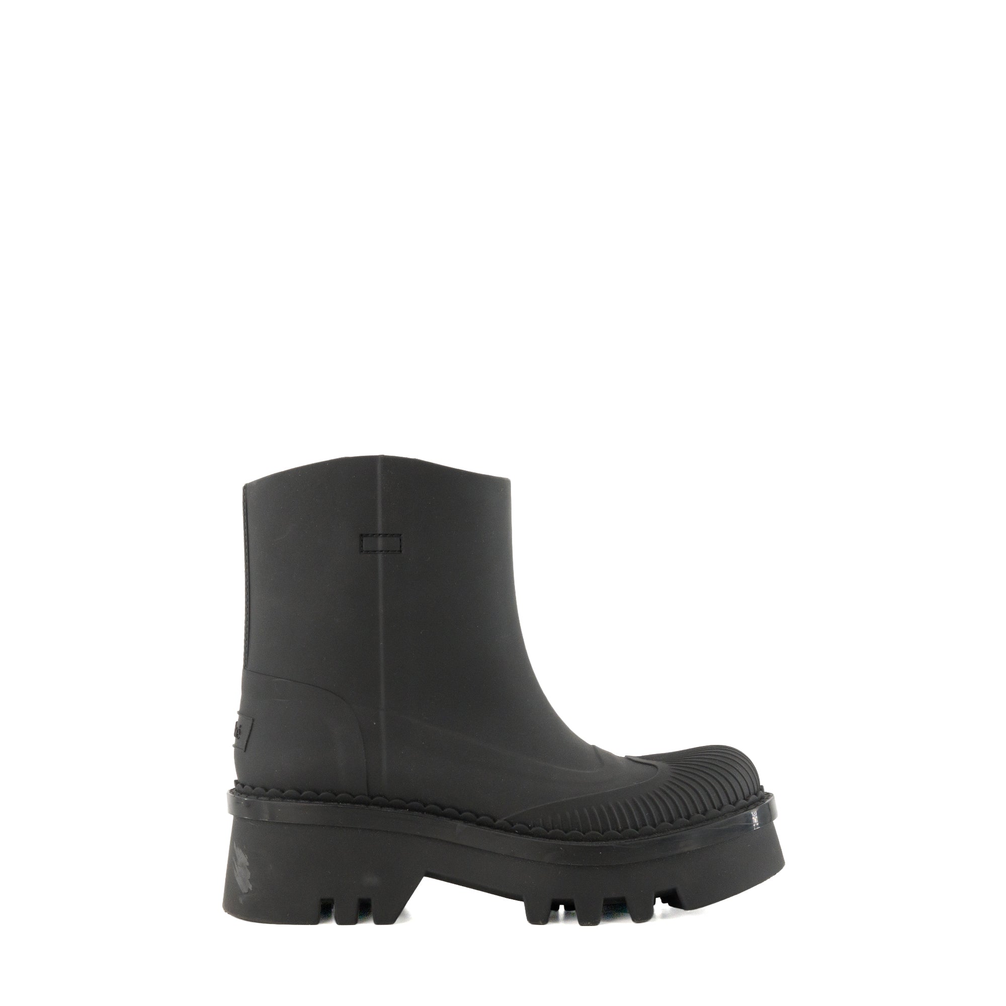 CHLOÉ - C Chloé ankle boots in crocodile-embossed leather (T38.5)
