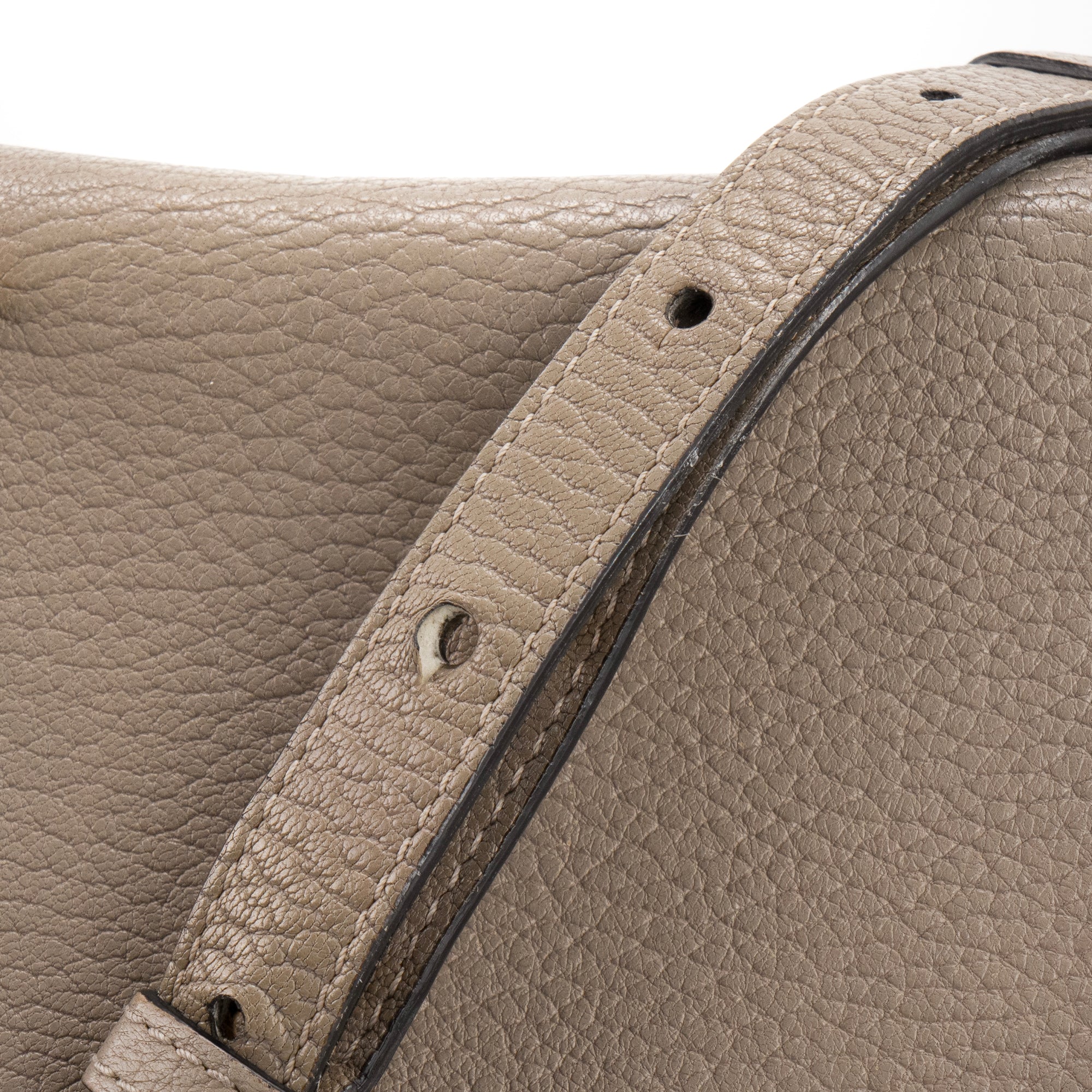 CHLOÉ - Sac à bandoulière Drew Chloé en cuir grainé taupe