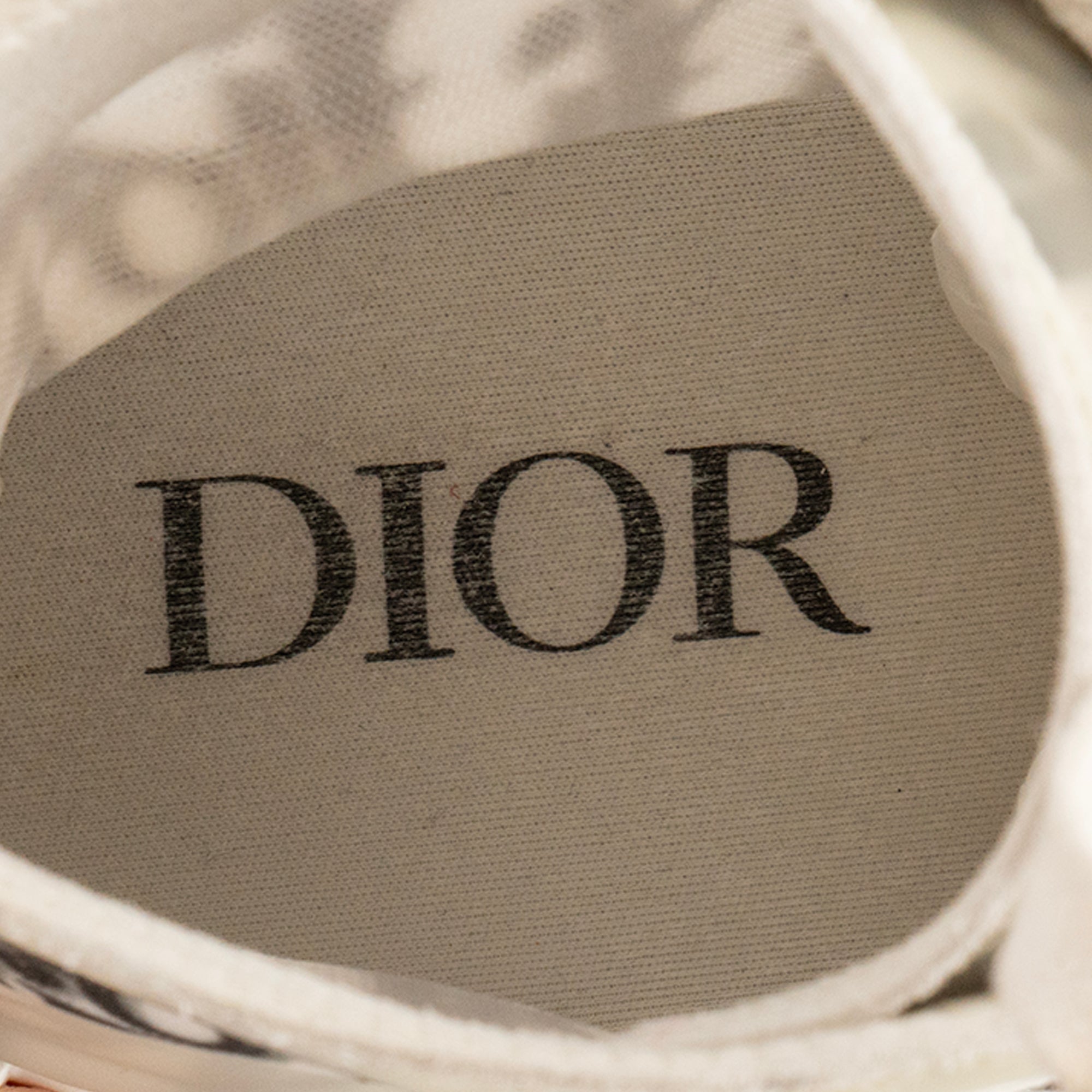 DIOR - Baskets B23 Dior en toile oblique blanche et noire (T39)