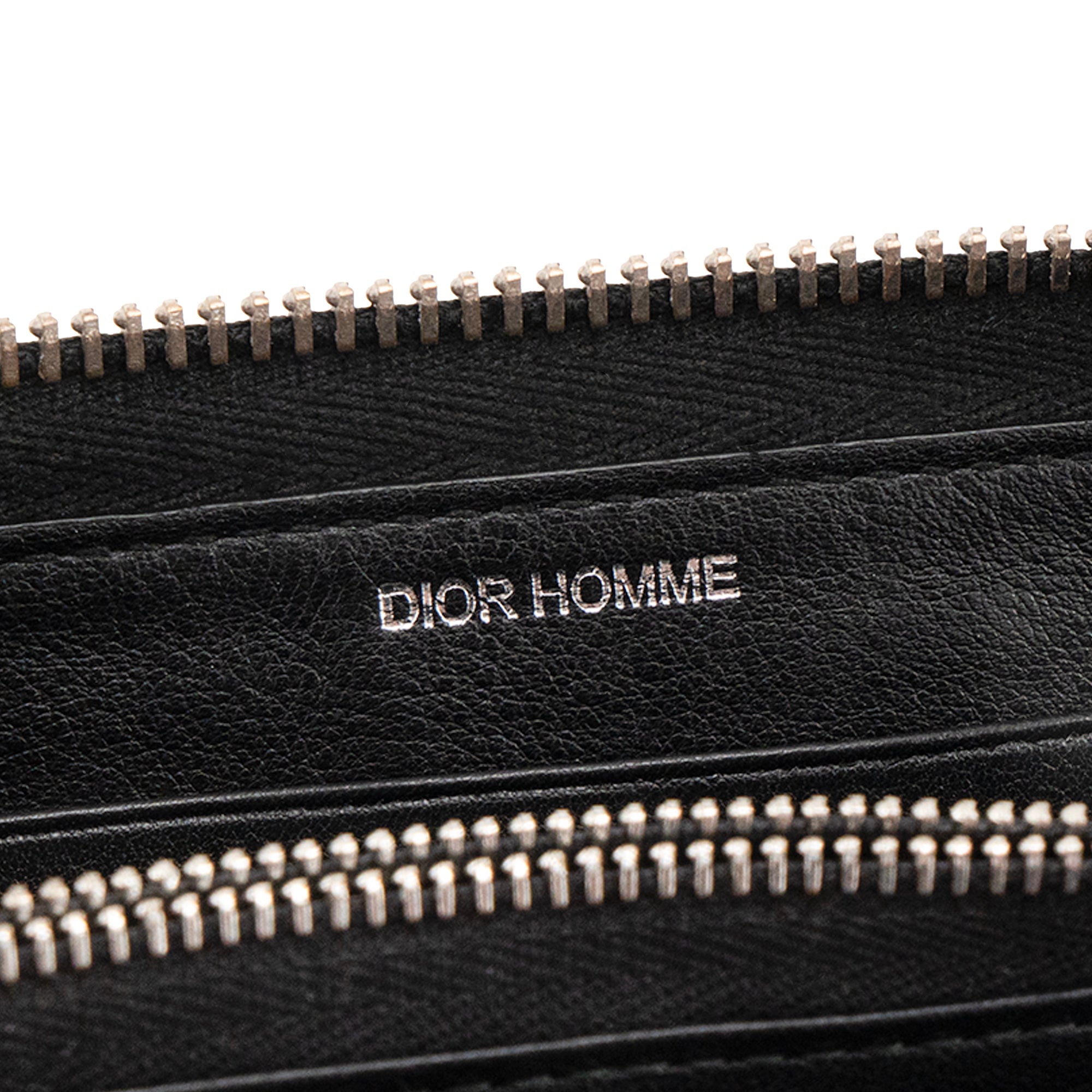 DIOR - Portefeuille long Zippé Dior en cuir lisse noir