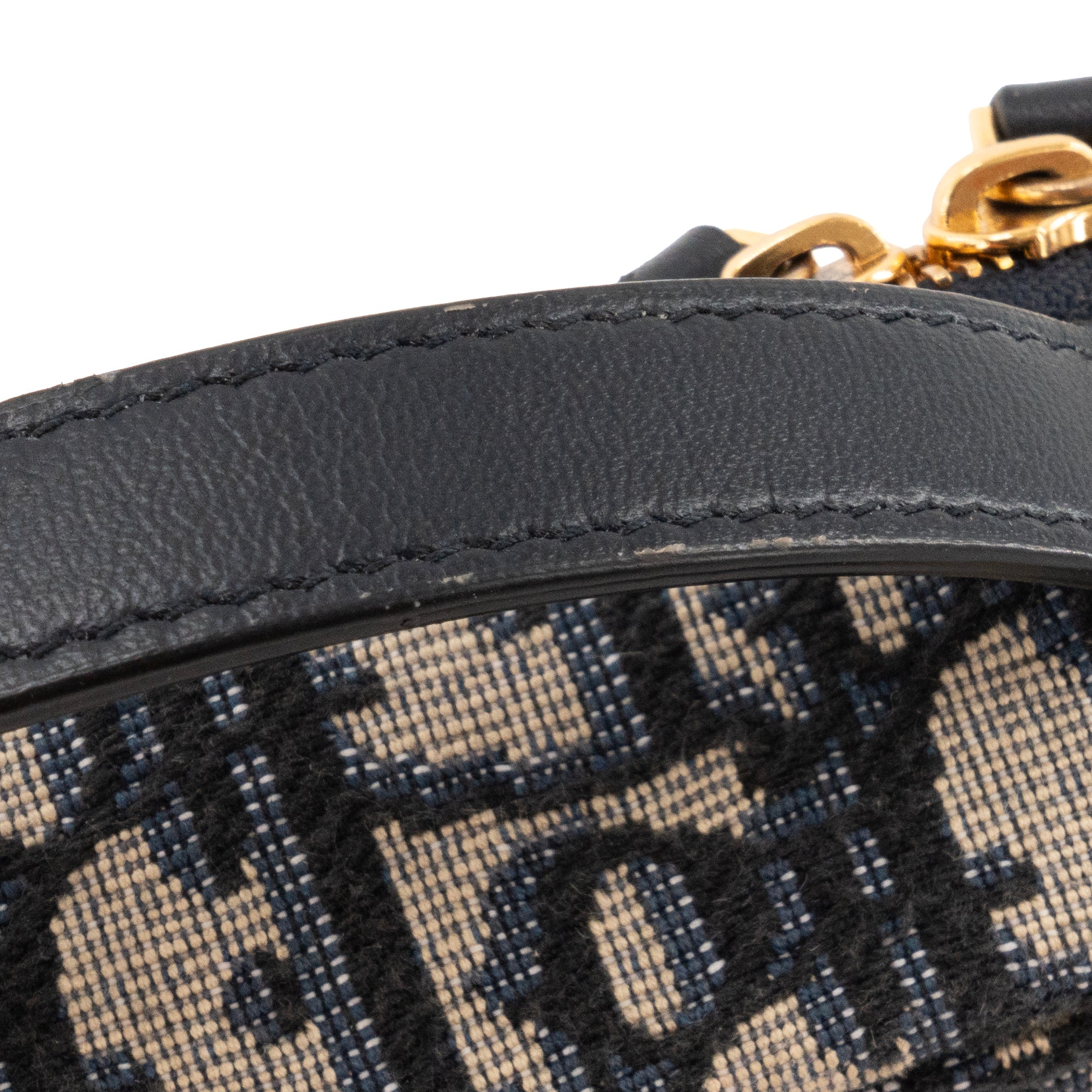 DIOR - Sac à bandoulière 30 Montaigne Pouch Dior en toile Dior Oblique bleu marine et beige