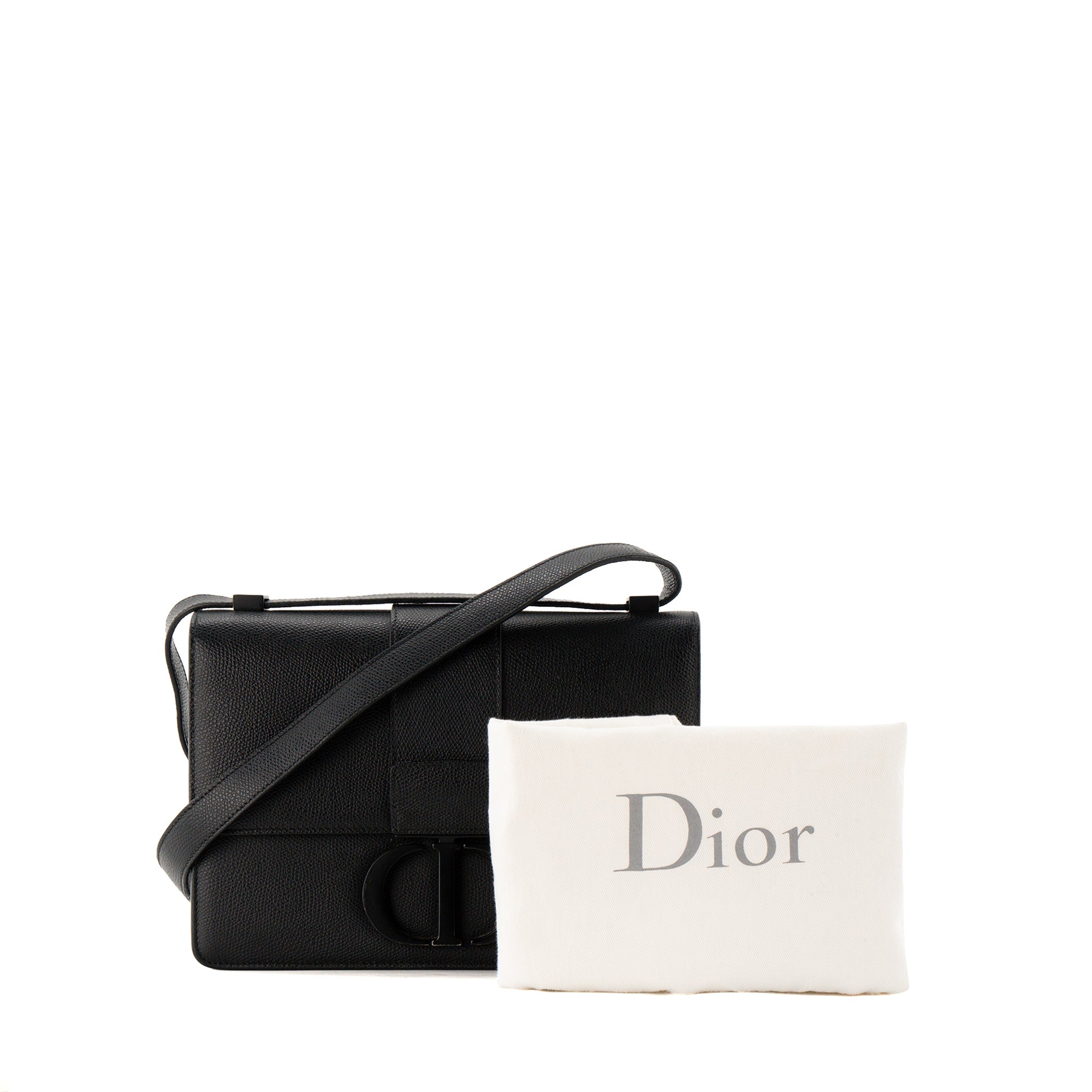 DIOR - Sac à bandoulière 30 Montaigne Dior en cuir grainé édition so black