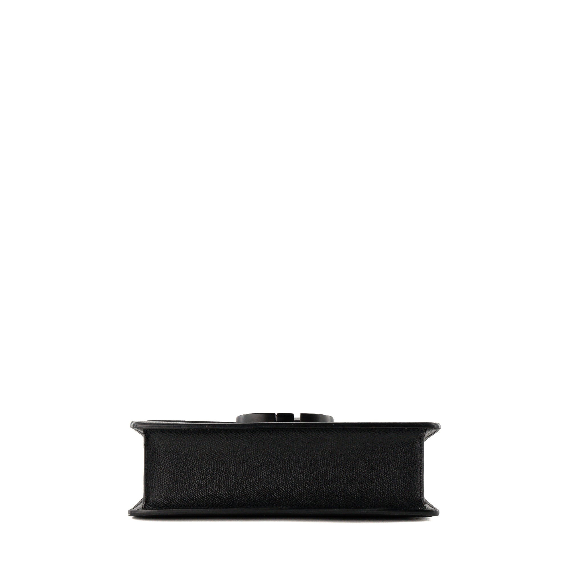 DIOR - Sac à bandoulière 30 Montaigne Dior en cuir grainé édition so black