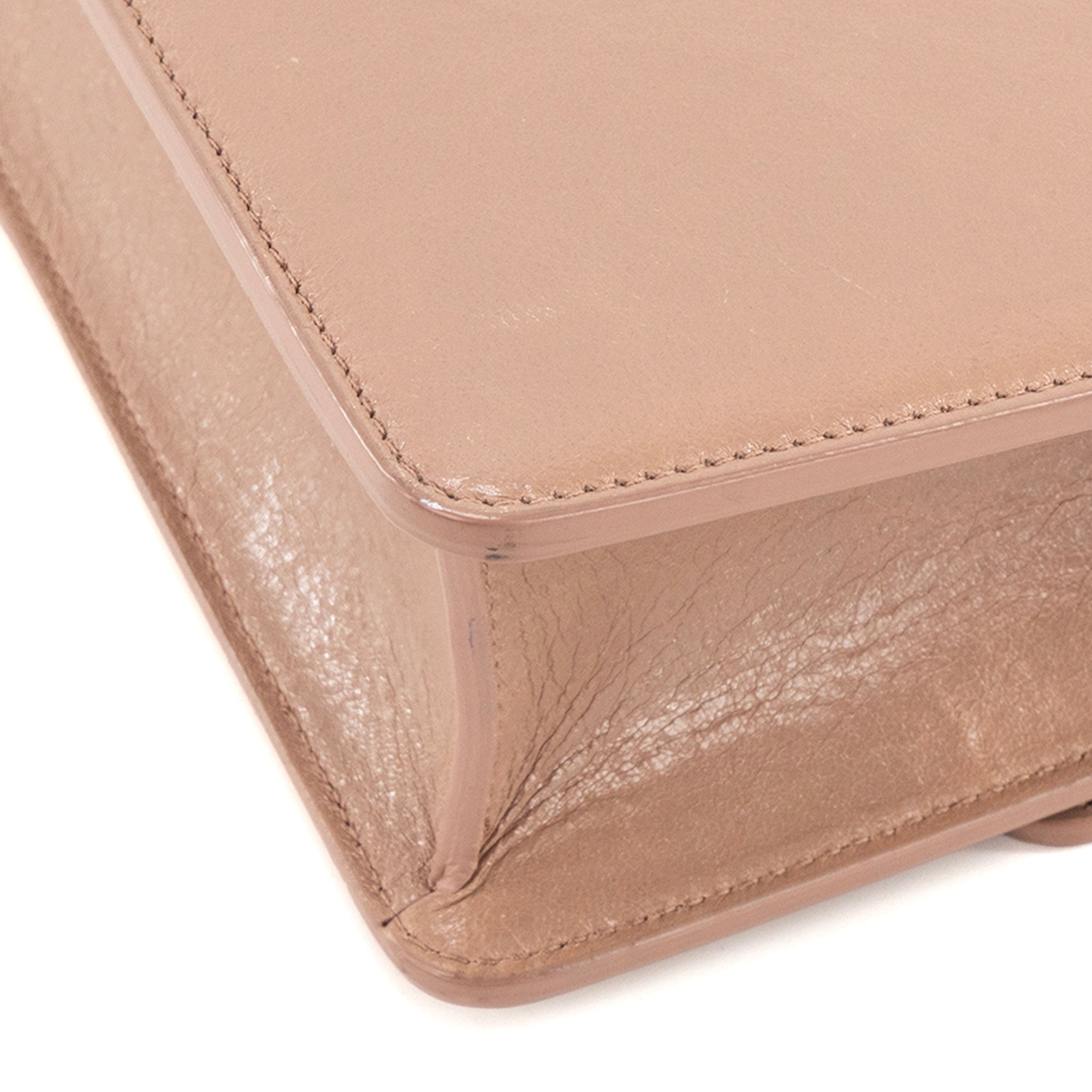 DIOR - Sac à bandoulière 30 Montaigne Dior en cuir lisse rose