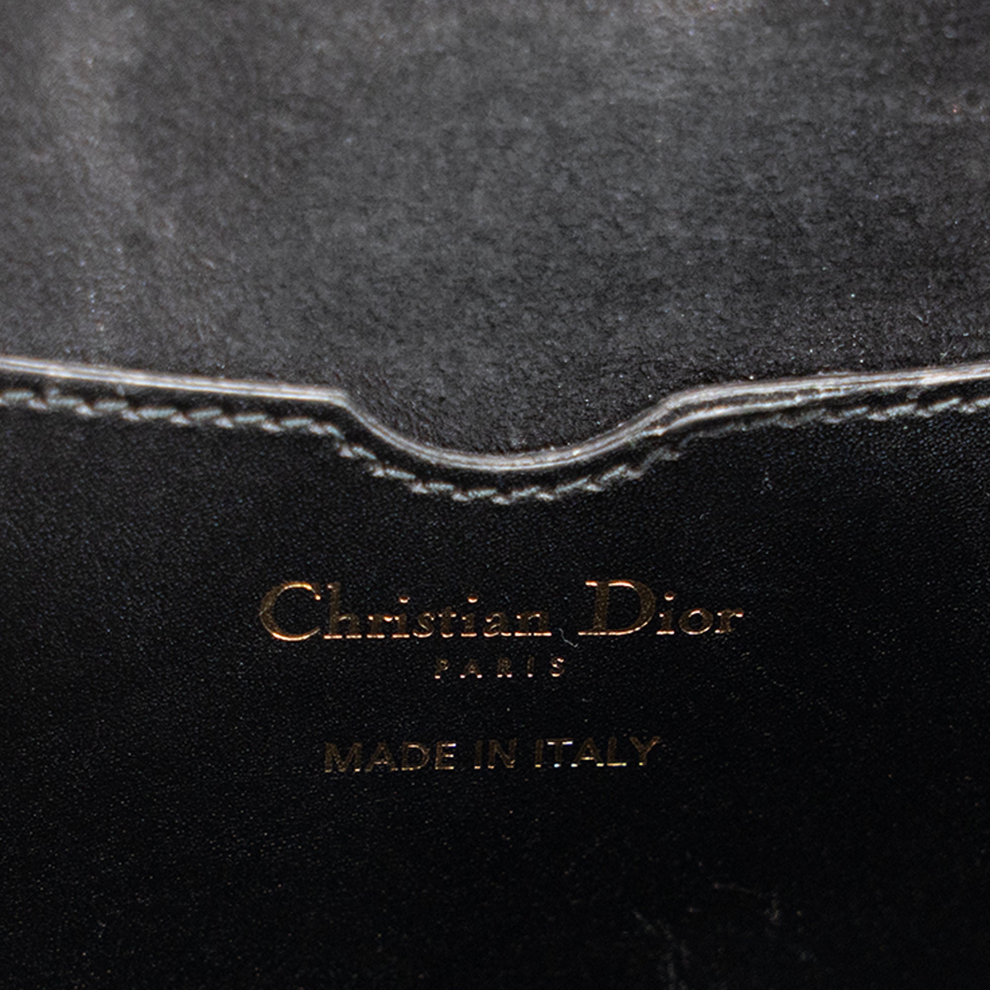 DIOR - Sac à bandoulière Bobby MM Dior en cuir lisse noir
