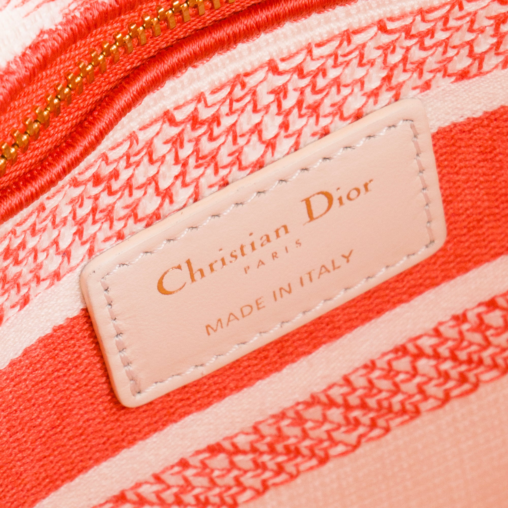 DIOR - Sac à bandoulière Lady D-Lite Dior en toile corail et blanc