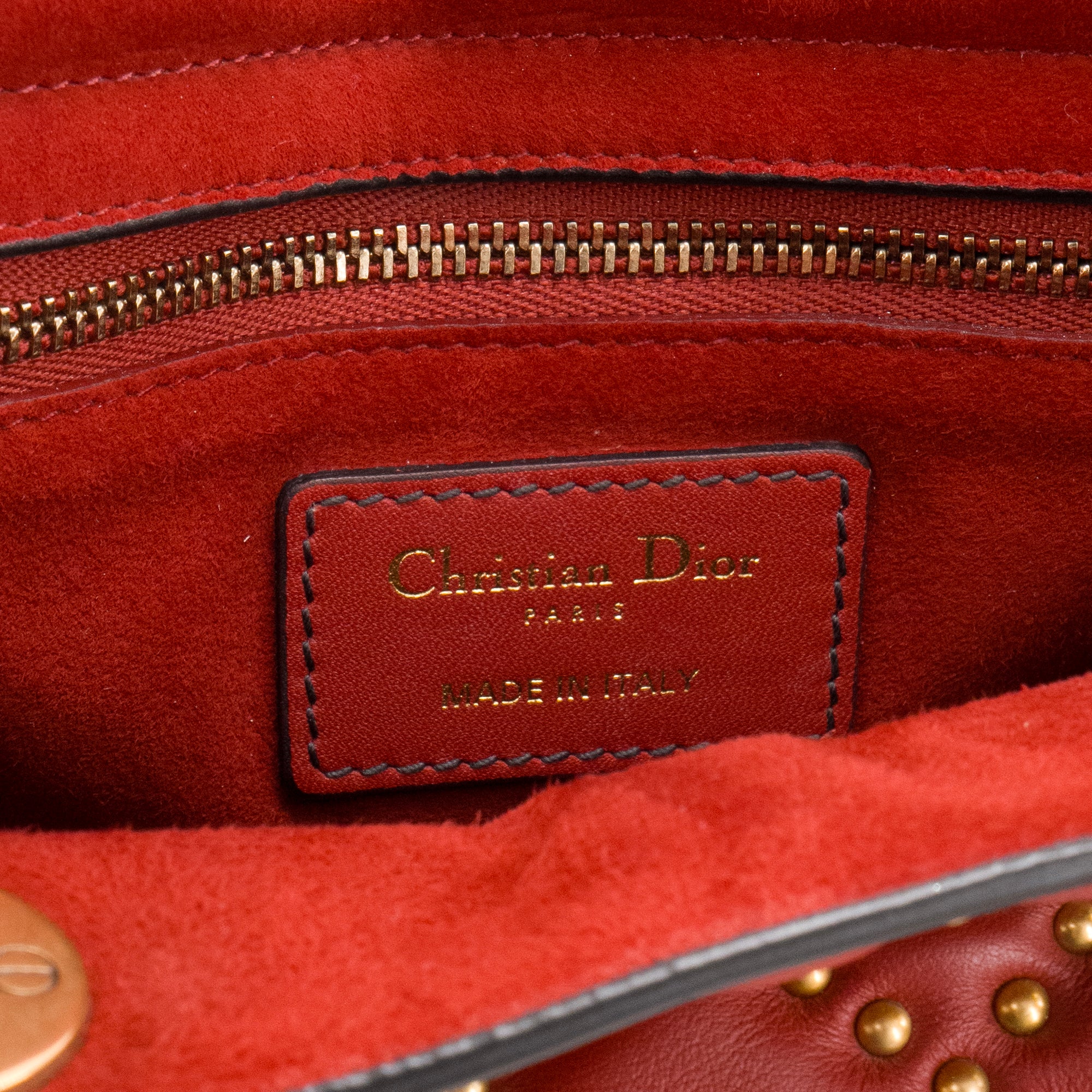 DIOR - Sac à bandoulière Lady Dior en cuir rouge édition limitée