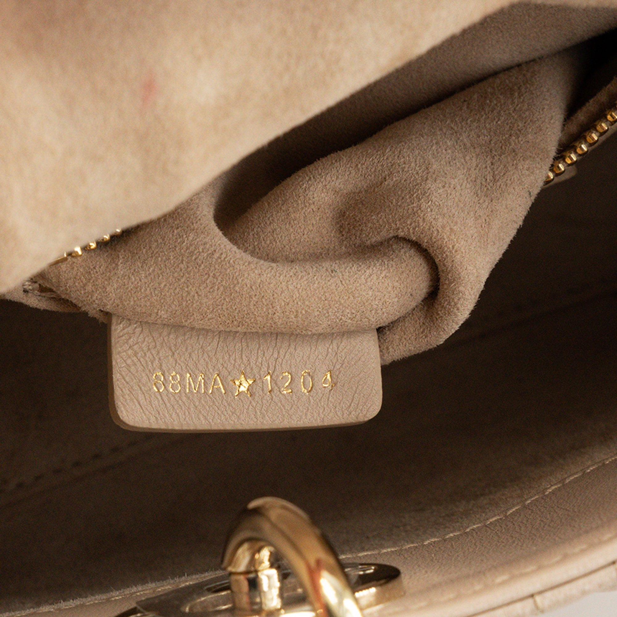 DIOR - Sac à bandoulière Lady Dior mini Dior en cuir cannage beige