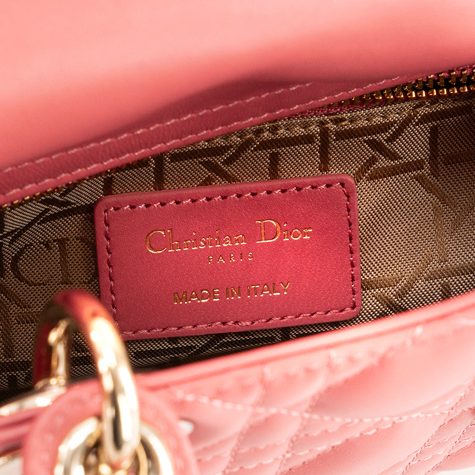 DIOR - Sac à bandoulière Lady Dior mini Dior en cuir cannage rose