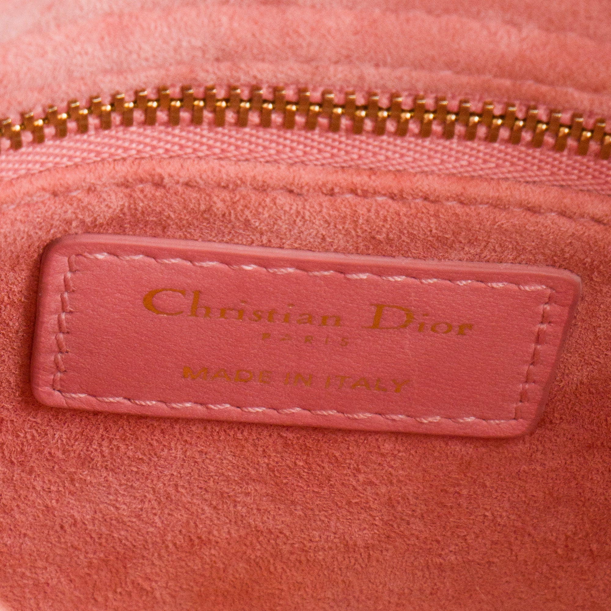 DIOR - Sac à bandoulière Lady Dior mini Dior en cuir cannage rose